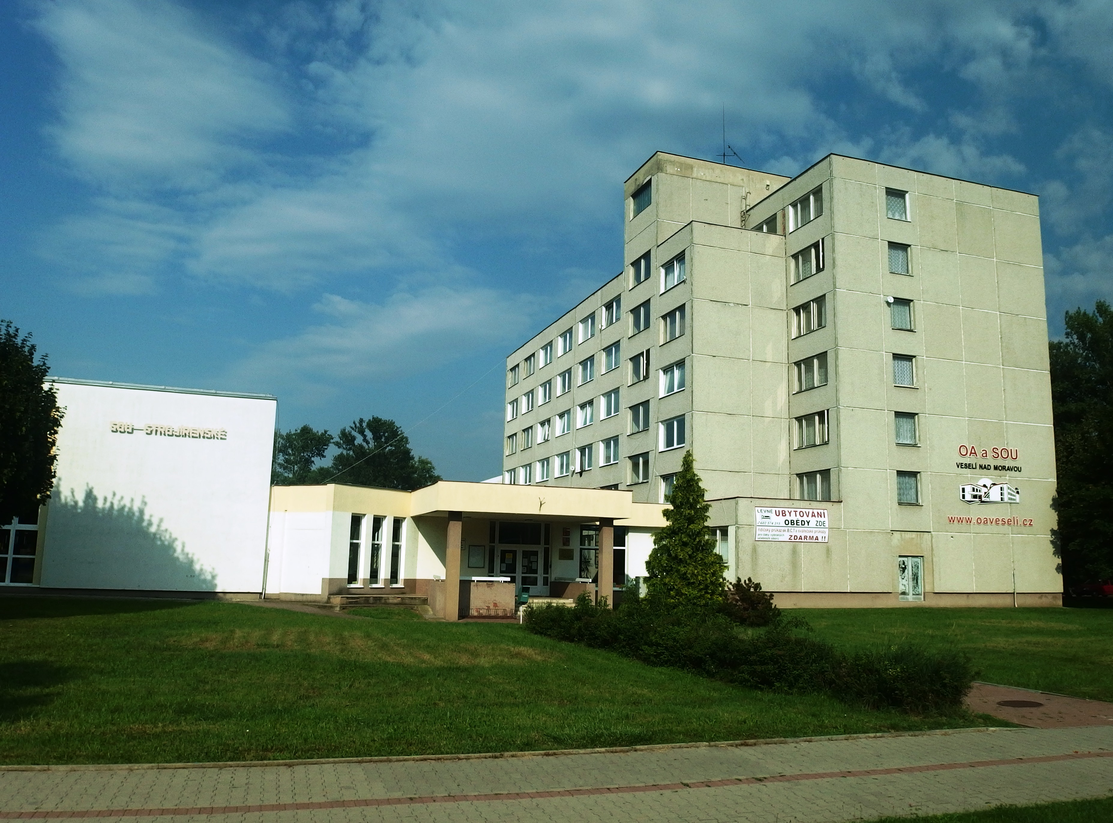 Obchodní akademie a střední škola polytechnická Veselí nad Moravou, příspěvková organizace