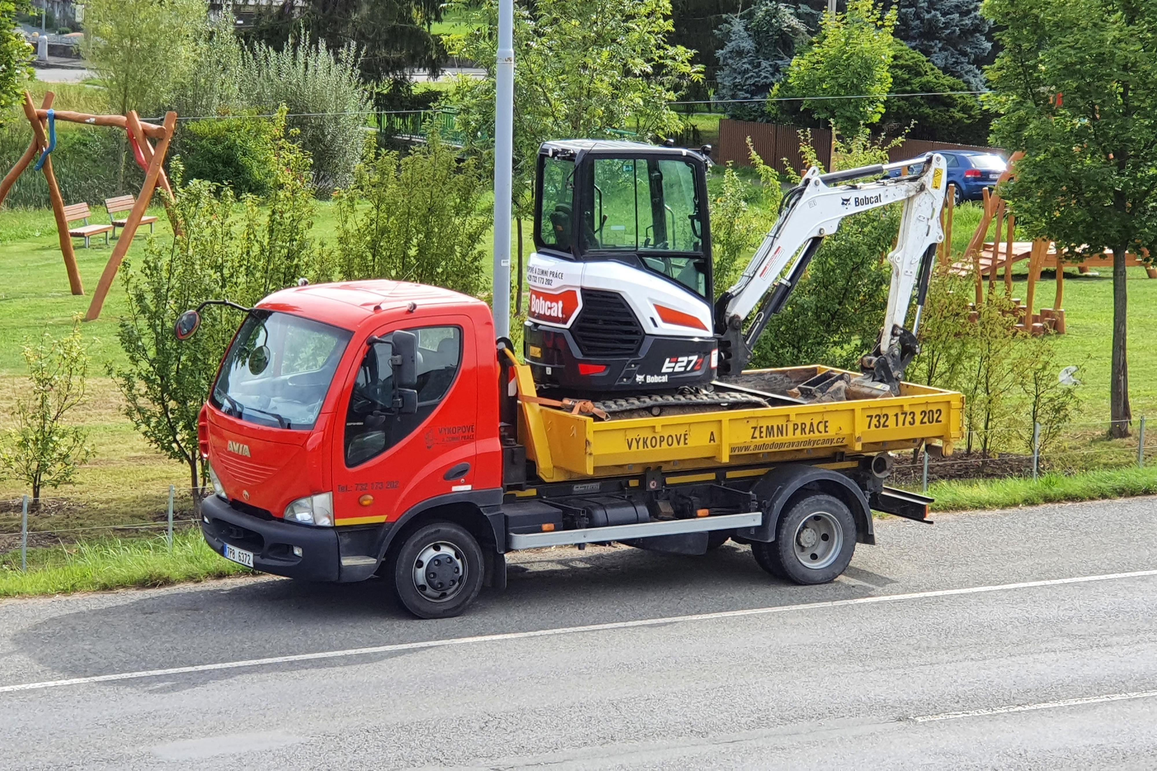 Výkopové a zemní práce Martin Oříško