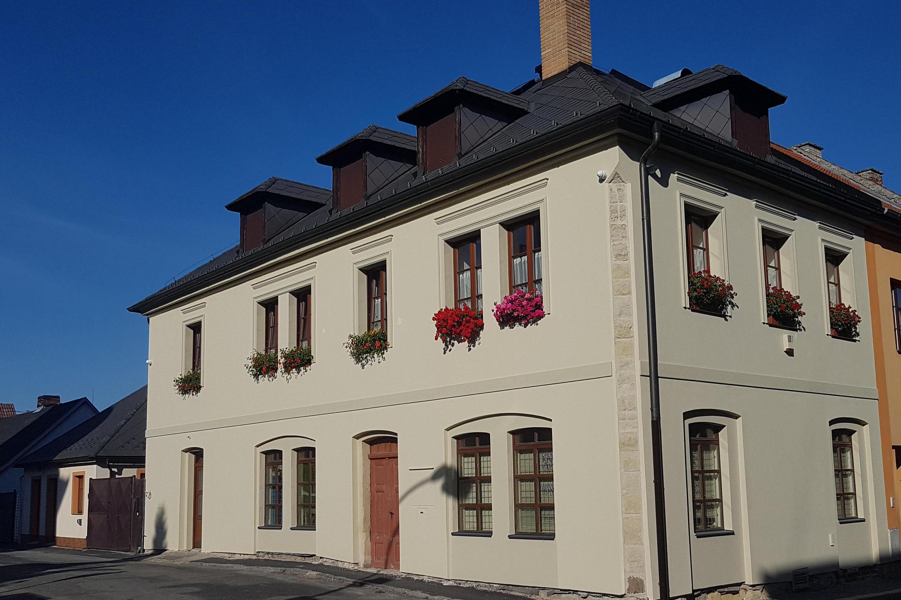 TOPINST TEPELNÁ TECHNIKA