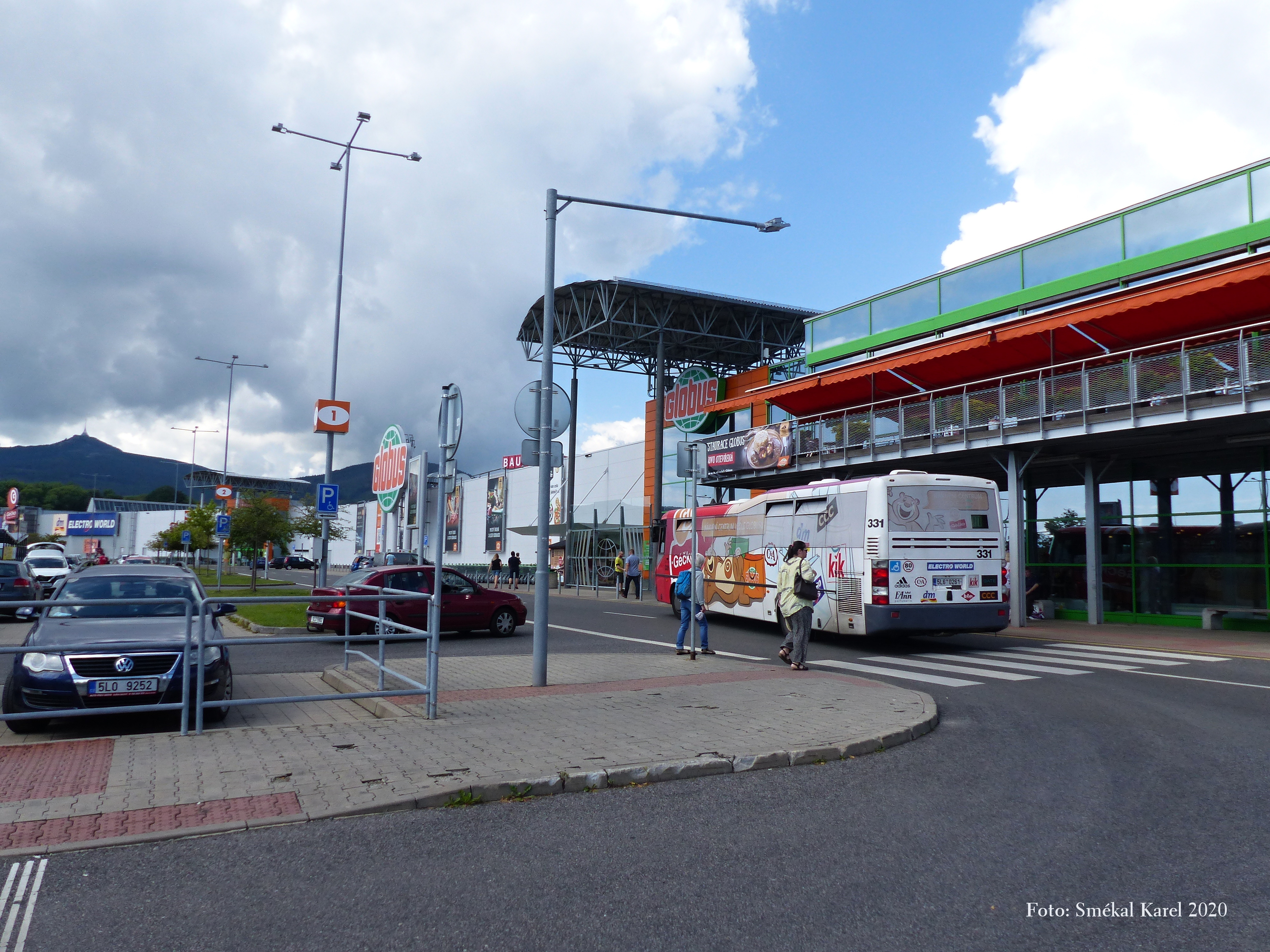 Globus Hypermarket
