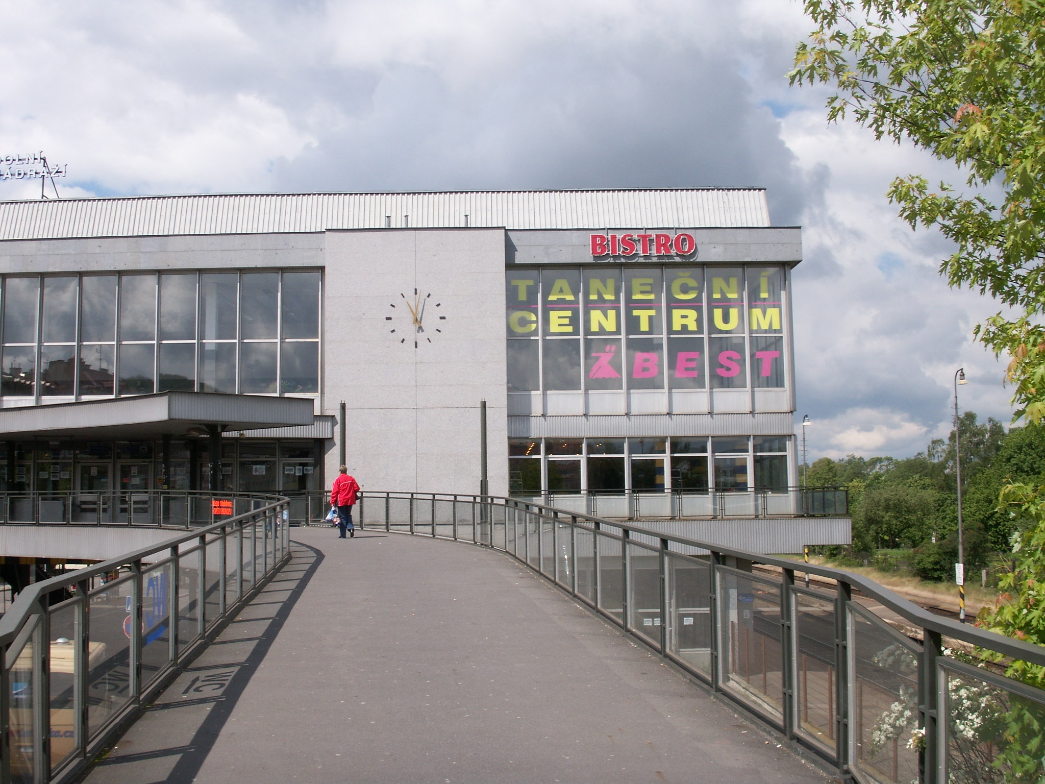 BEST DANCE z.s. - taneční škola