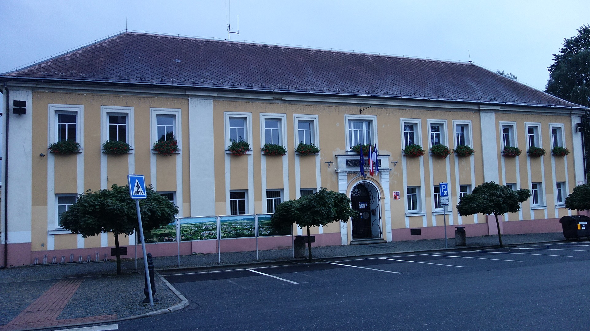 Městský úřad Varnsdorf foto 2