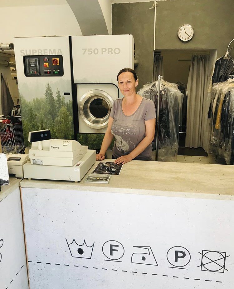 Čistírna oděvů ROYAL CLEAN foto 3