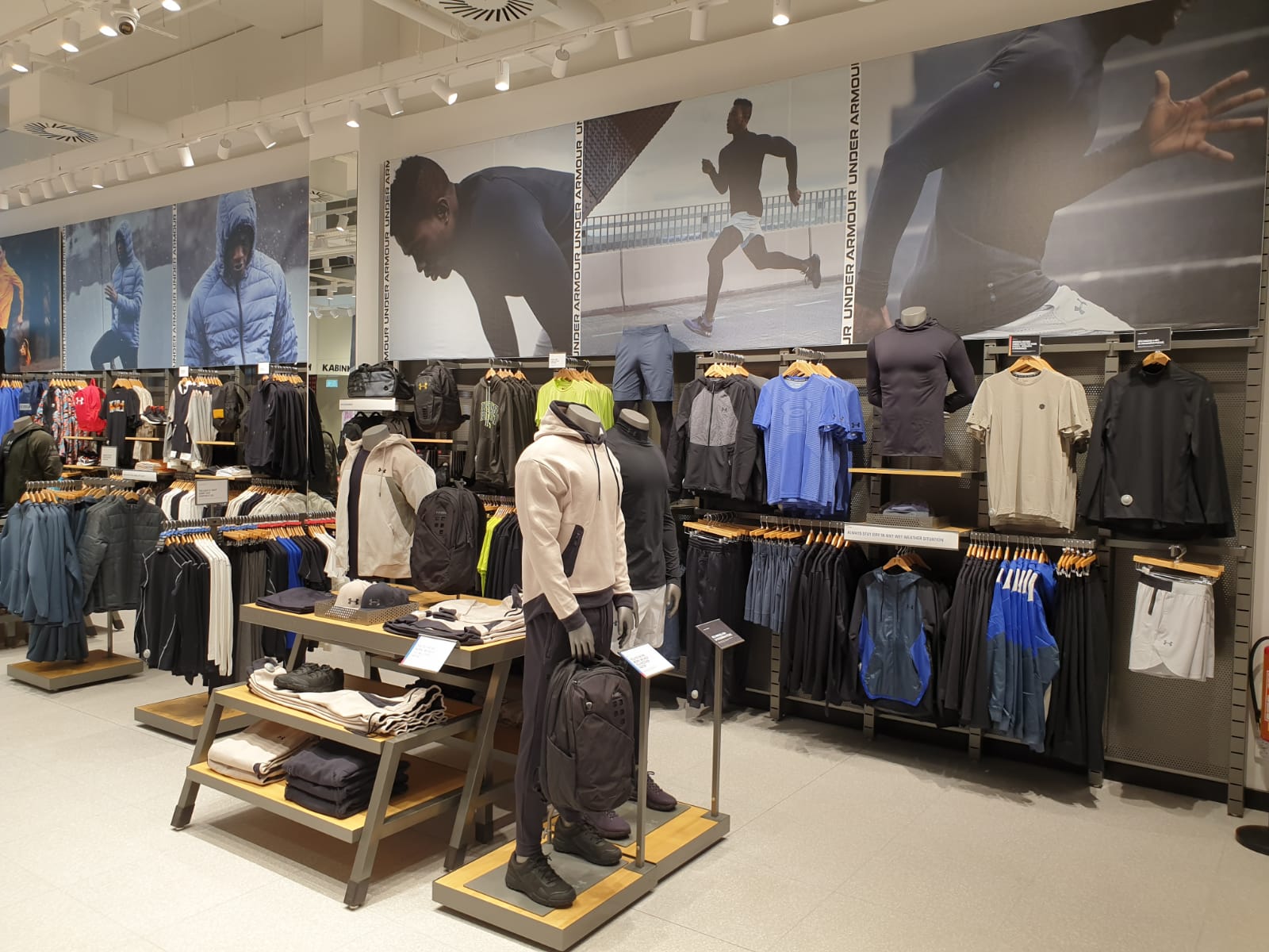 Under Armour Brand House foto 5