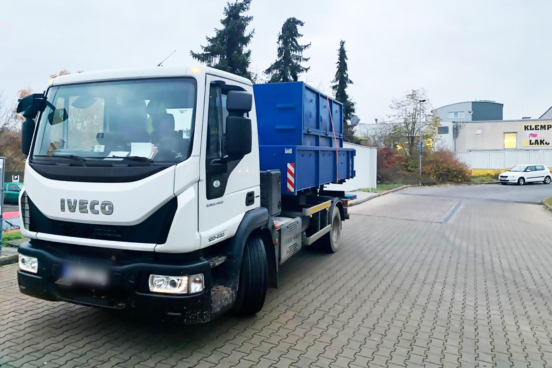 Kontejnery a kanalizace David Polák