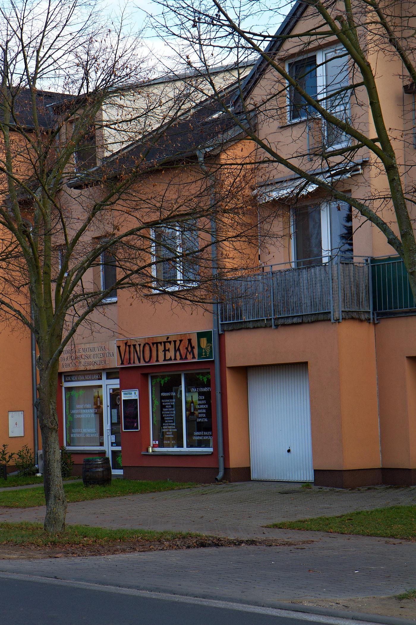 Vinotéka Šestajovice foto 2