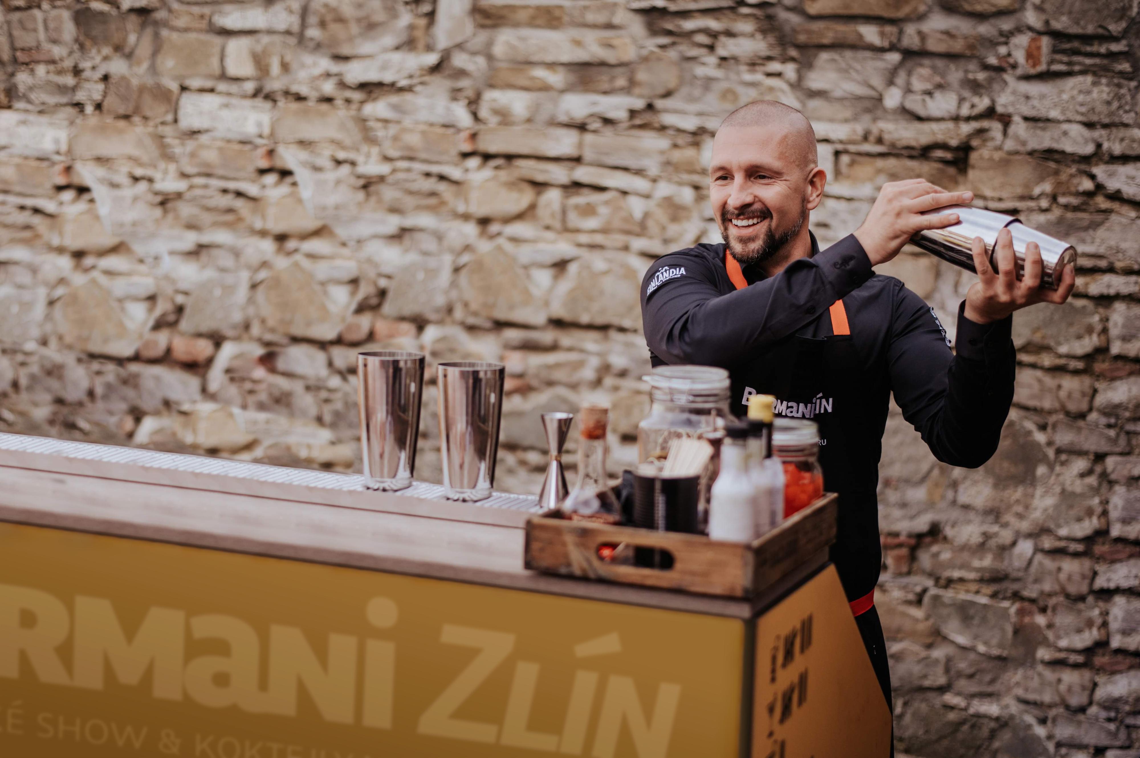 Barmani Zlín - barman Kuba Libre Orel foto 5
