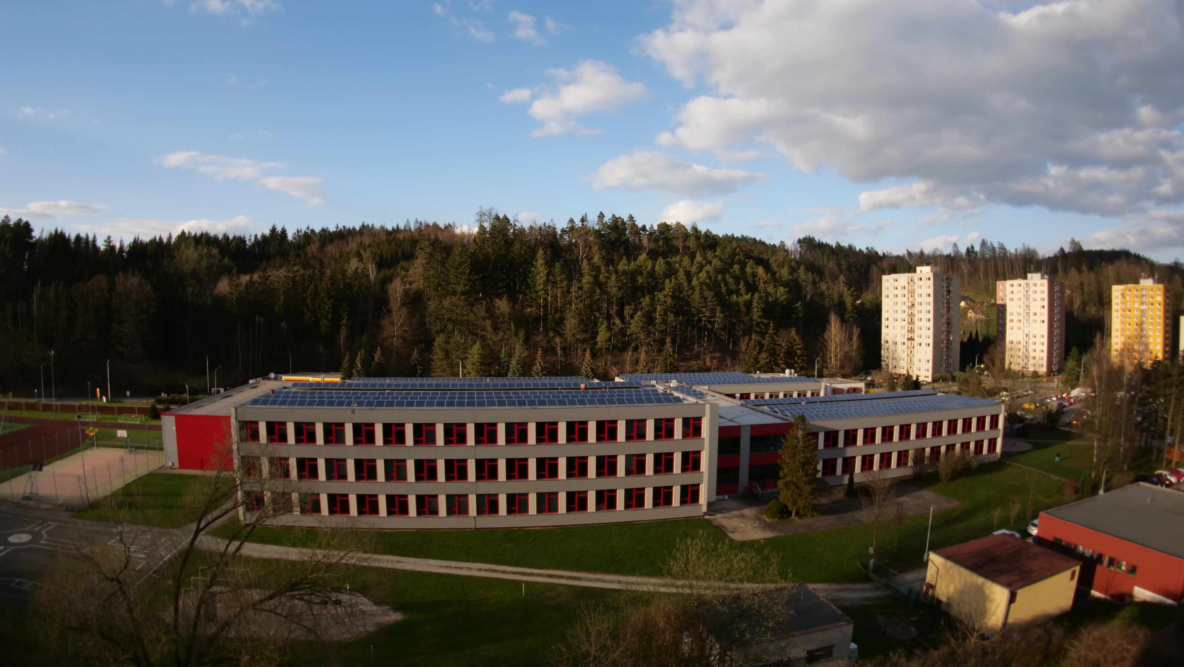 ZŠ Náchod - Plhov foto 2