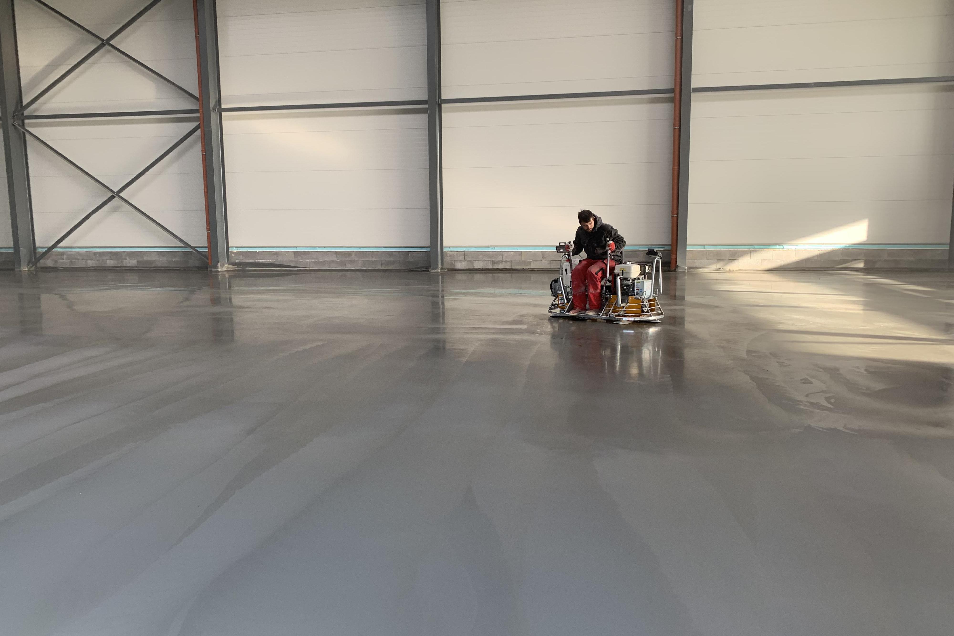 Profesionální lité i průmyslové betonové podlahy