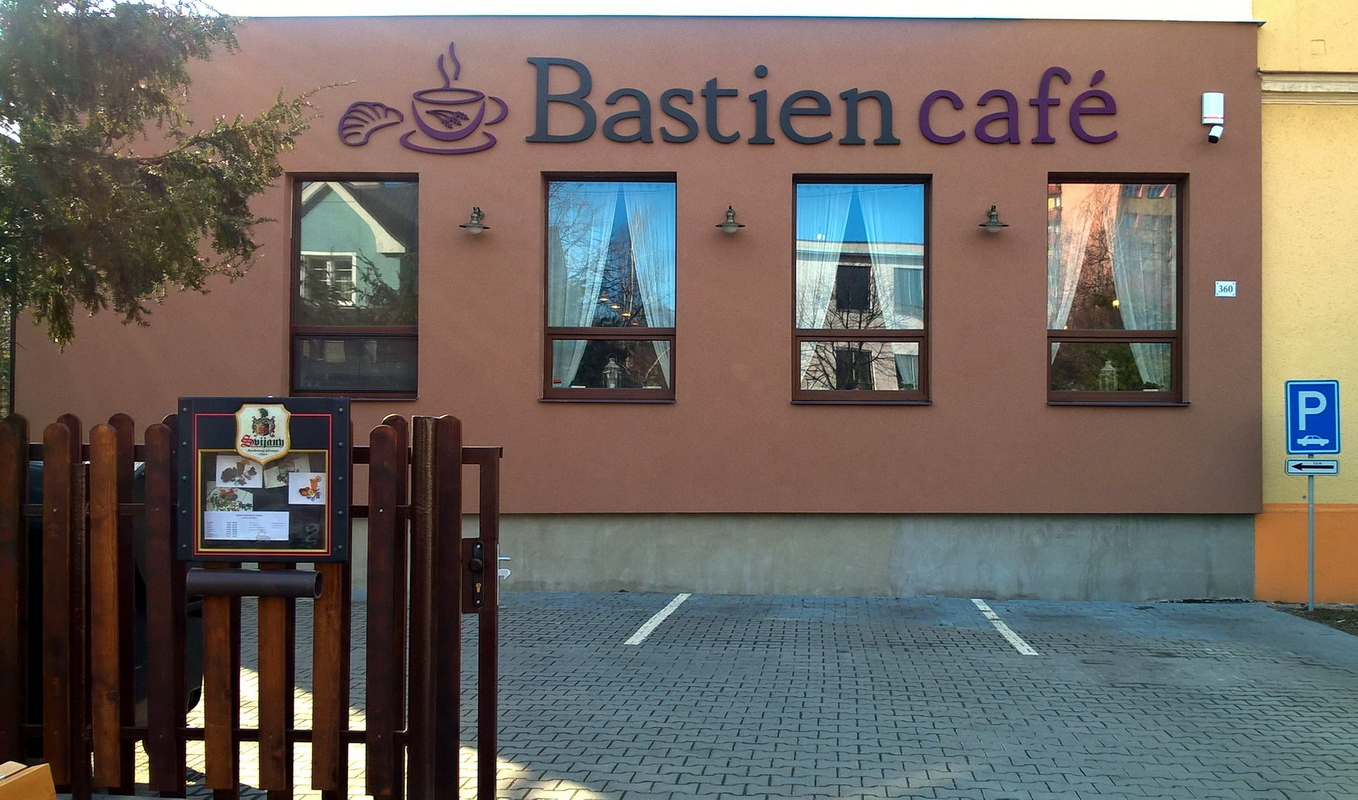 Bastien café