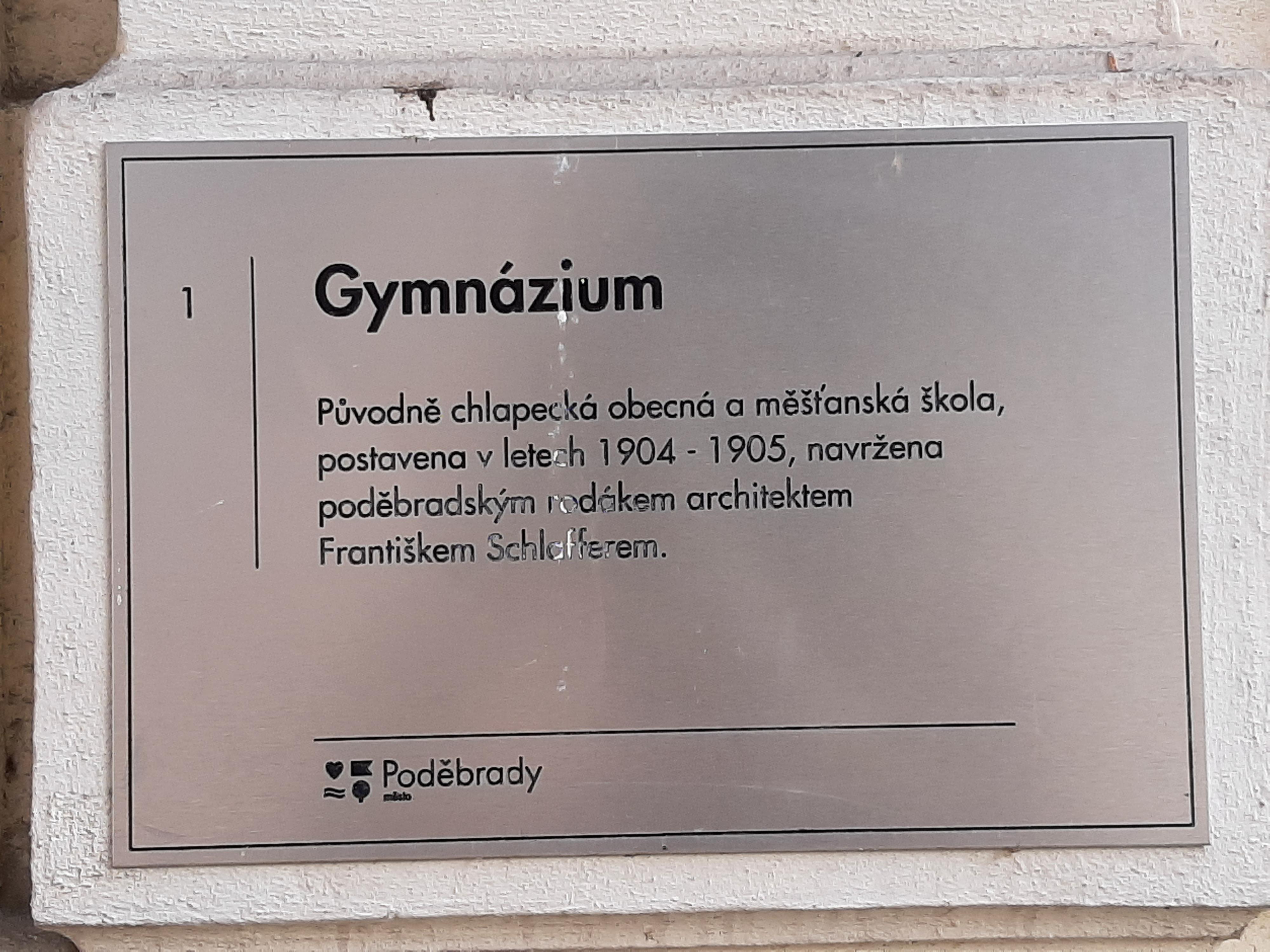 Gymnázium Jiřího z Poděbrad foto 2