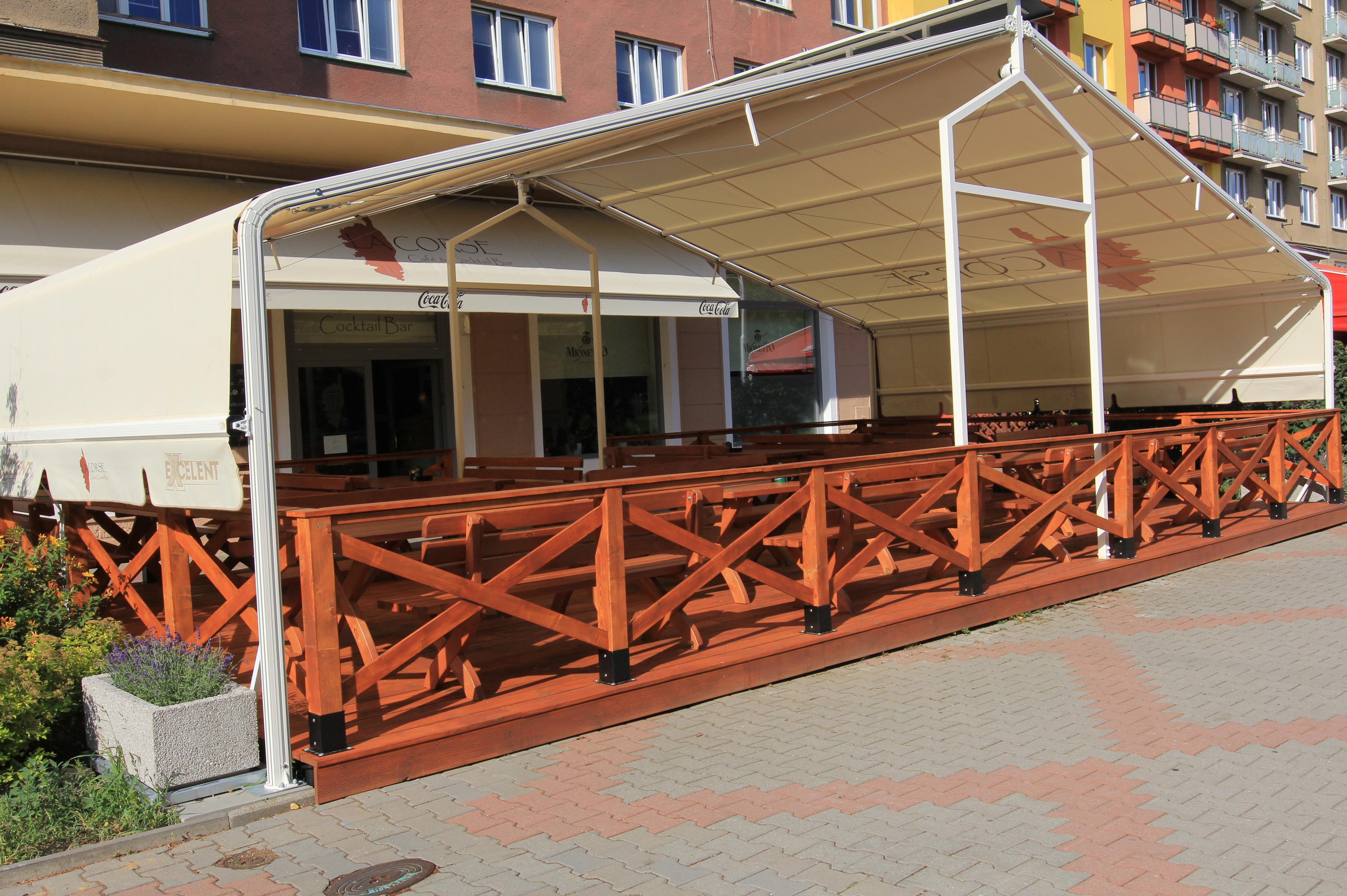 LA CORSE Cafe & Cocktail bar