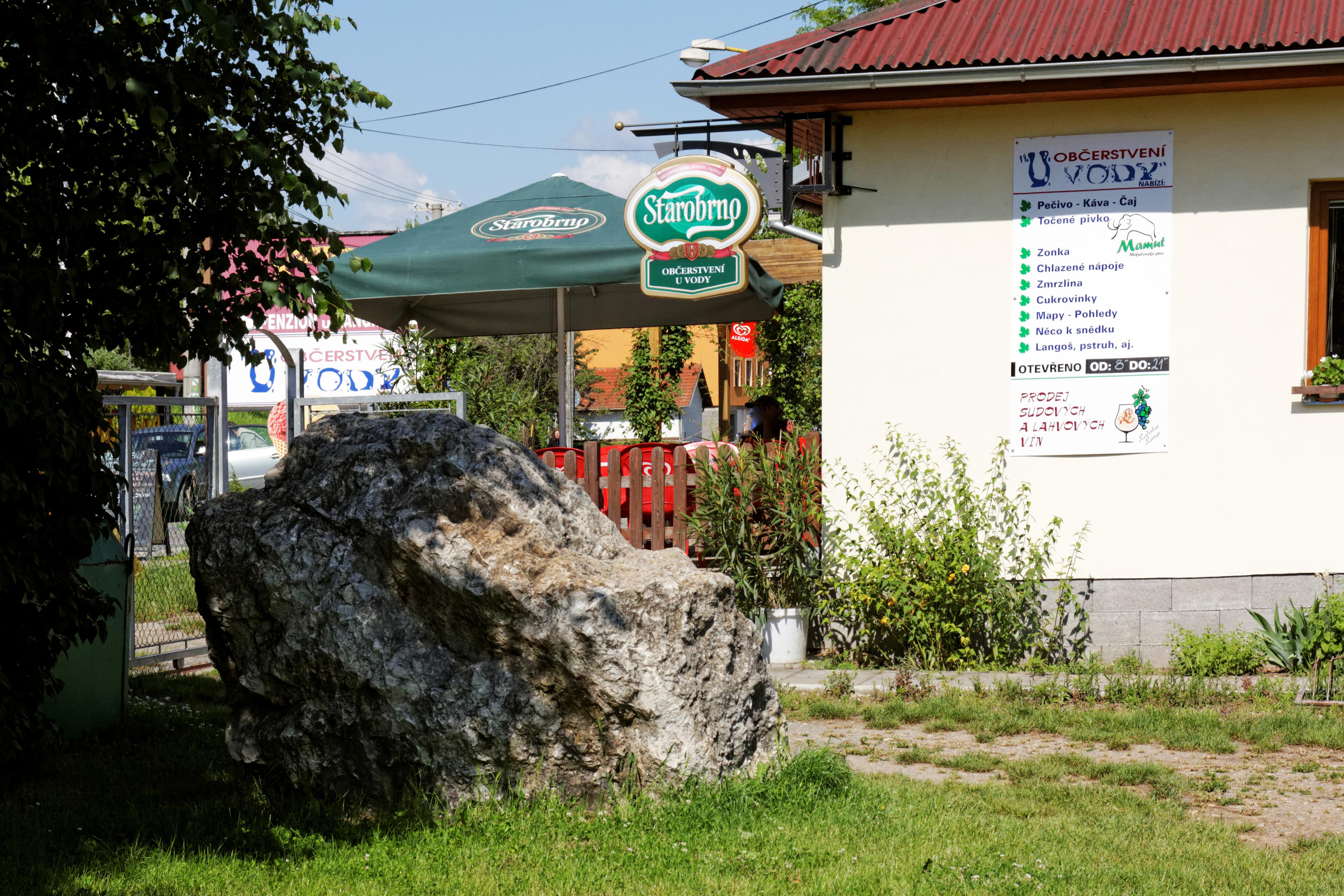 Občerstvení a autokemp U Vody foto 2