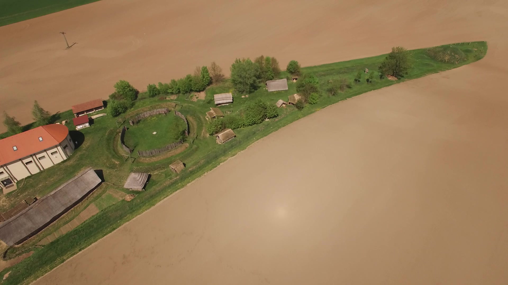 Archeopark pravěku Všestary foto 2 (náhled videa)