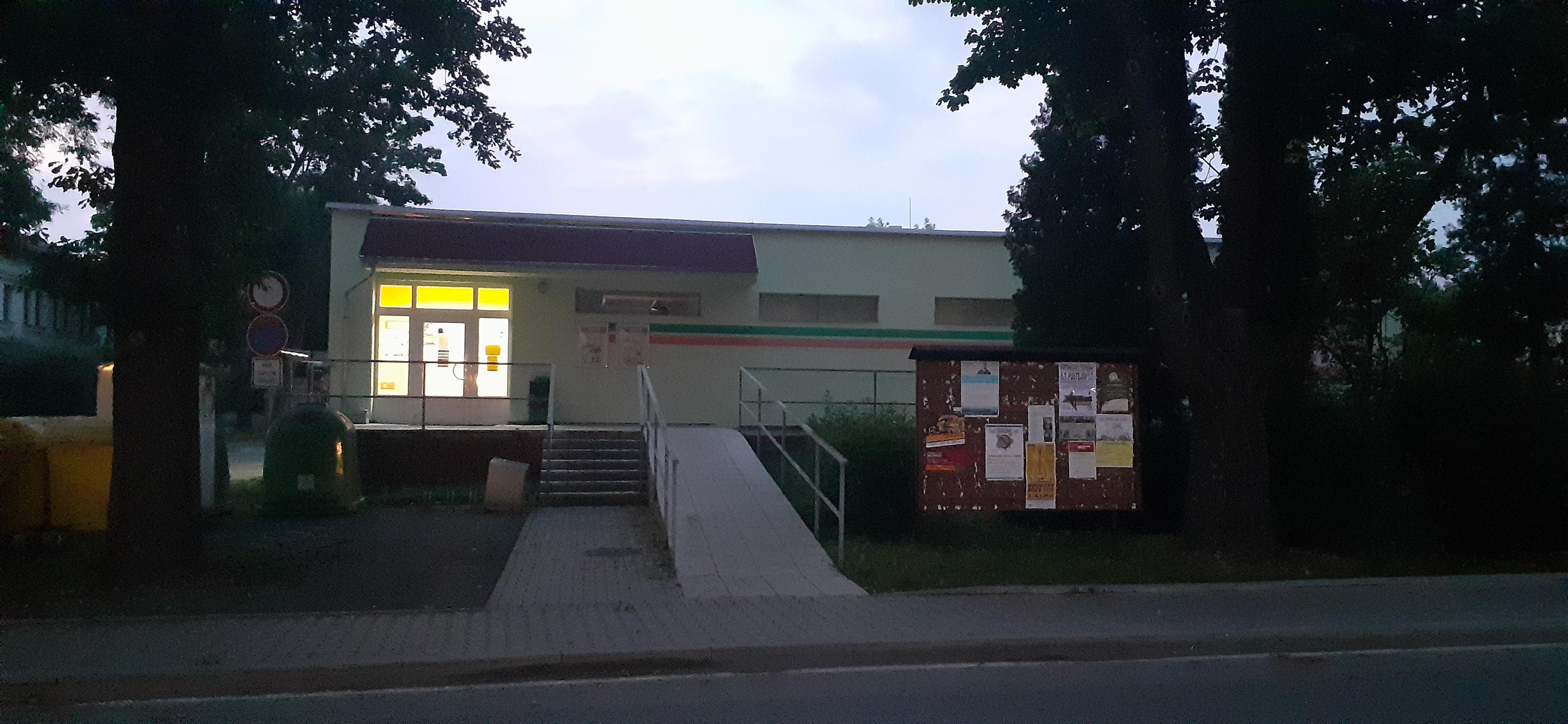 Jednota, spotřební družstvo v Hodoníně - COOP foto 2
