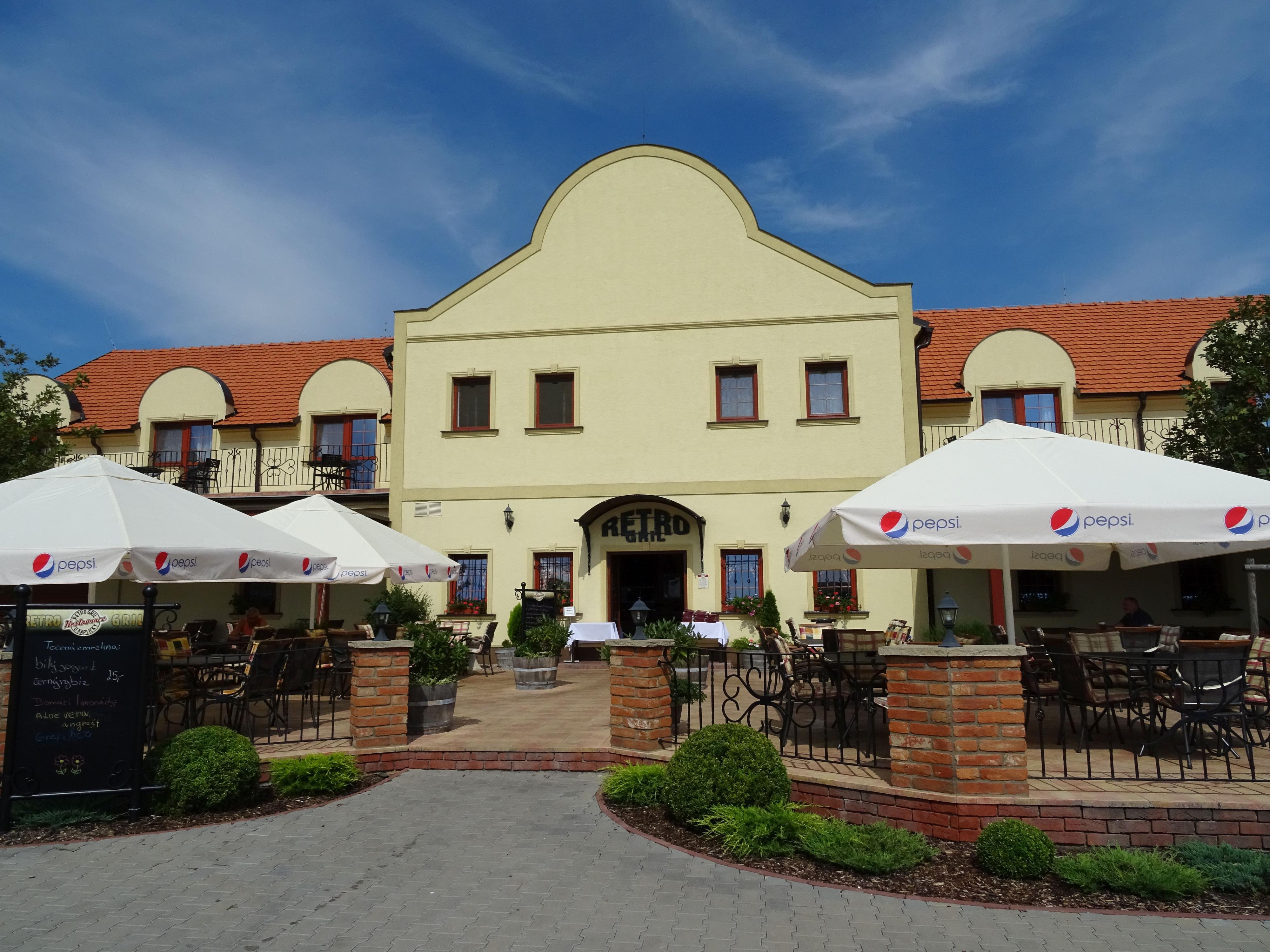 Restaurace Retro Gril U Kapličky foto 4
