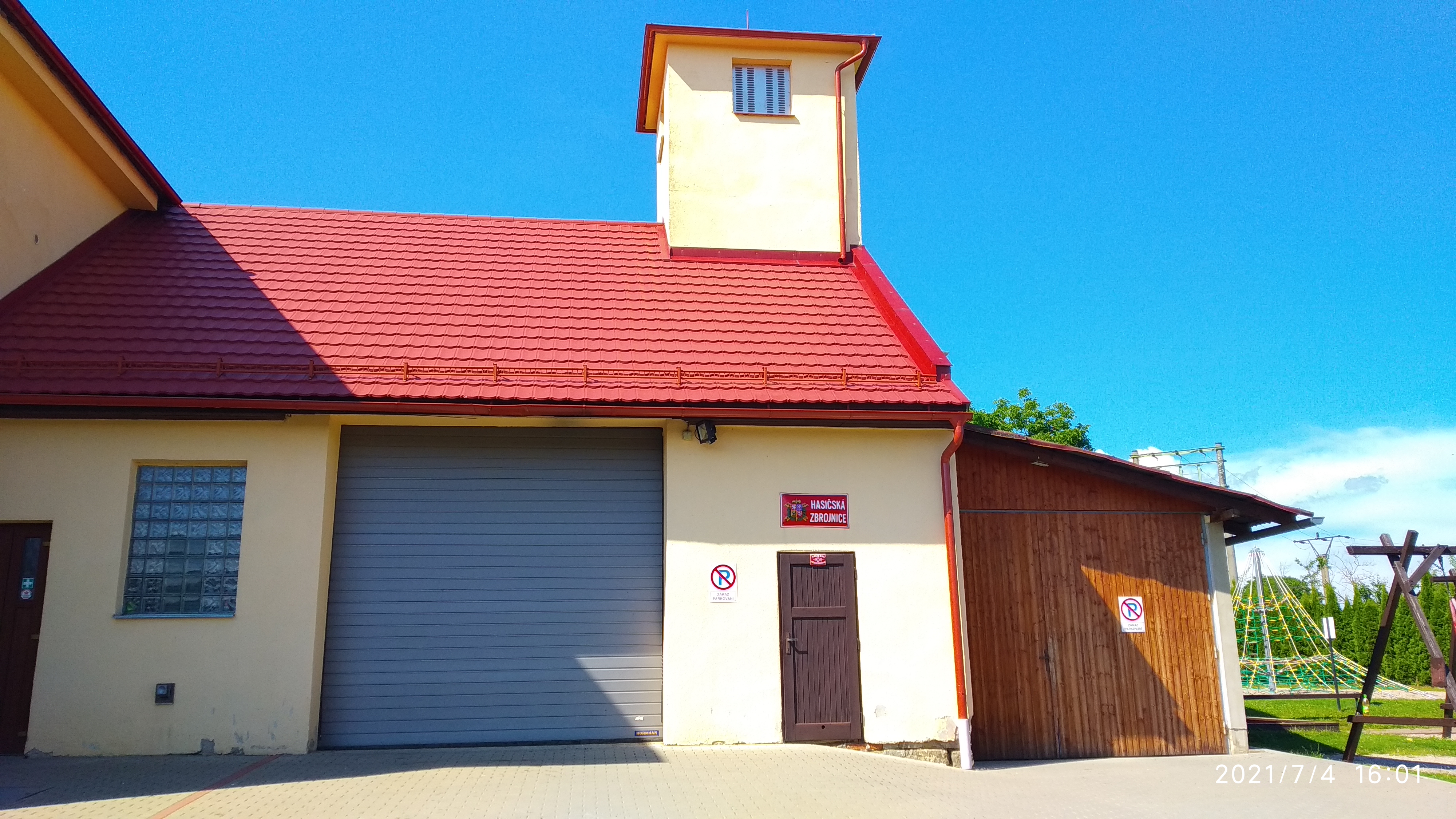 Uhelná Příbram - úřad městyse foto 2