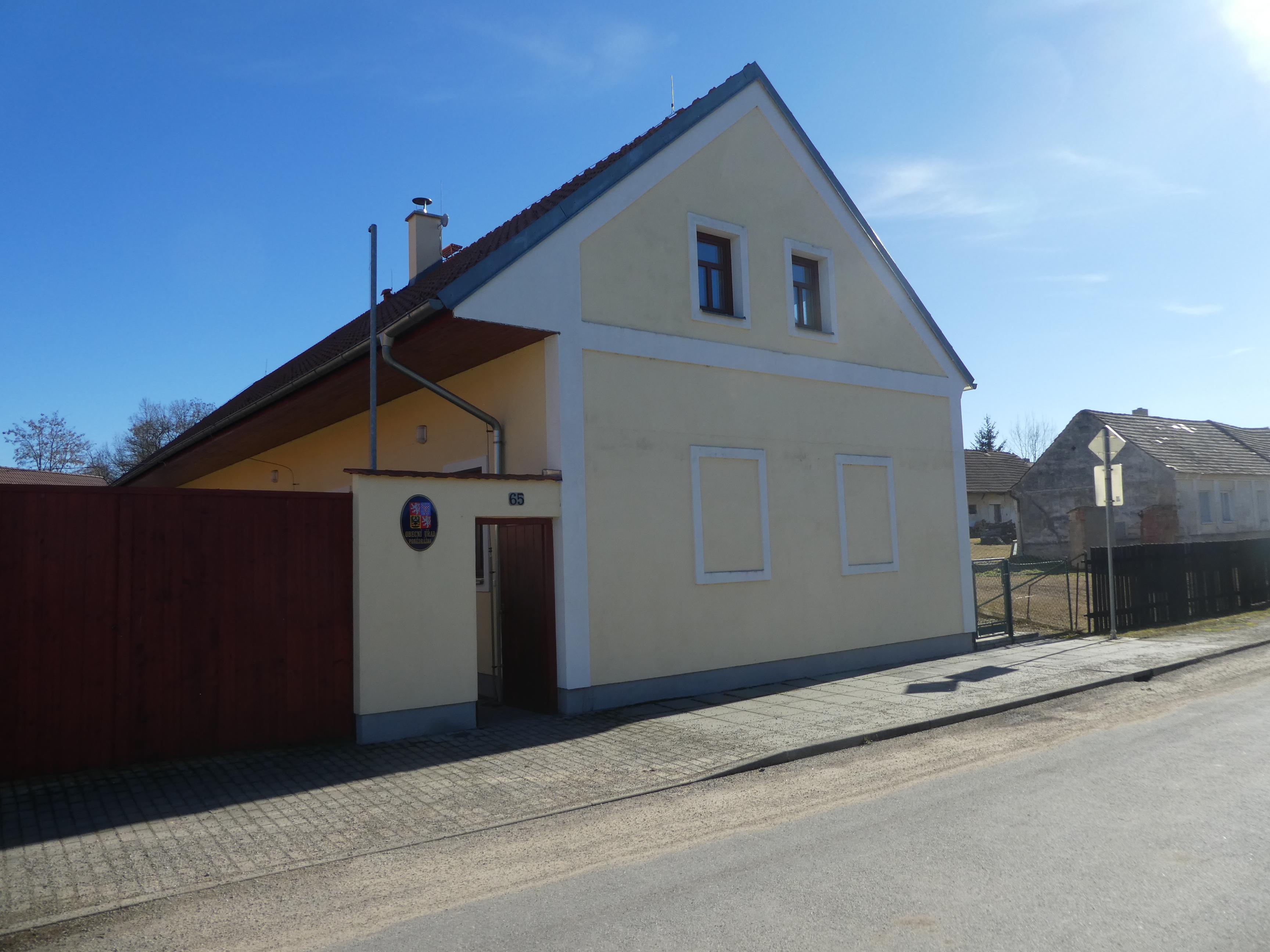 Ponědrážka - obecní úřad