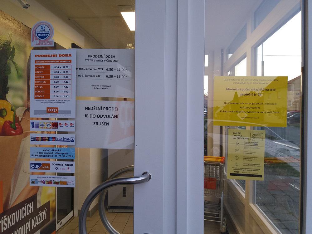 Jednota, spotřební družstvo v Hodoníně - COOP foto 2