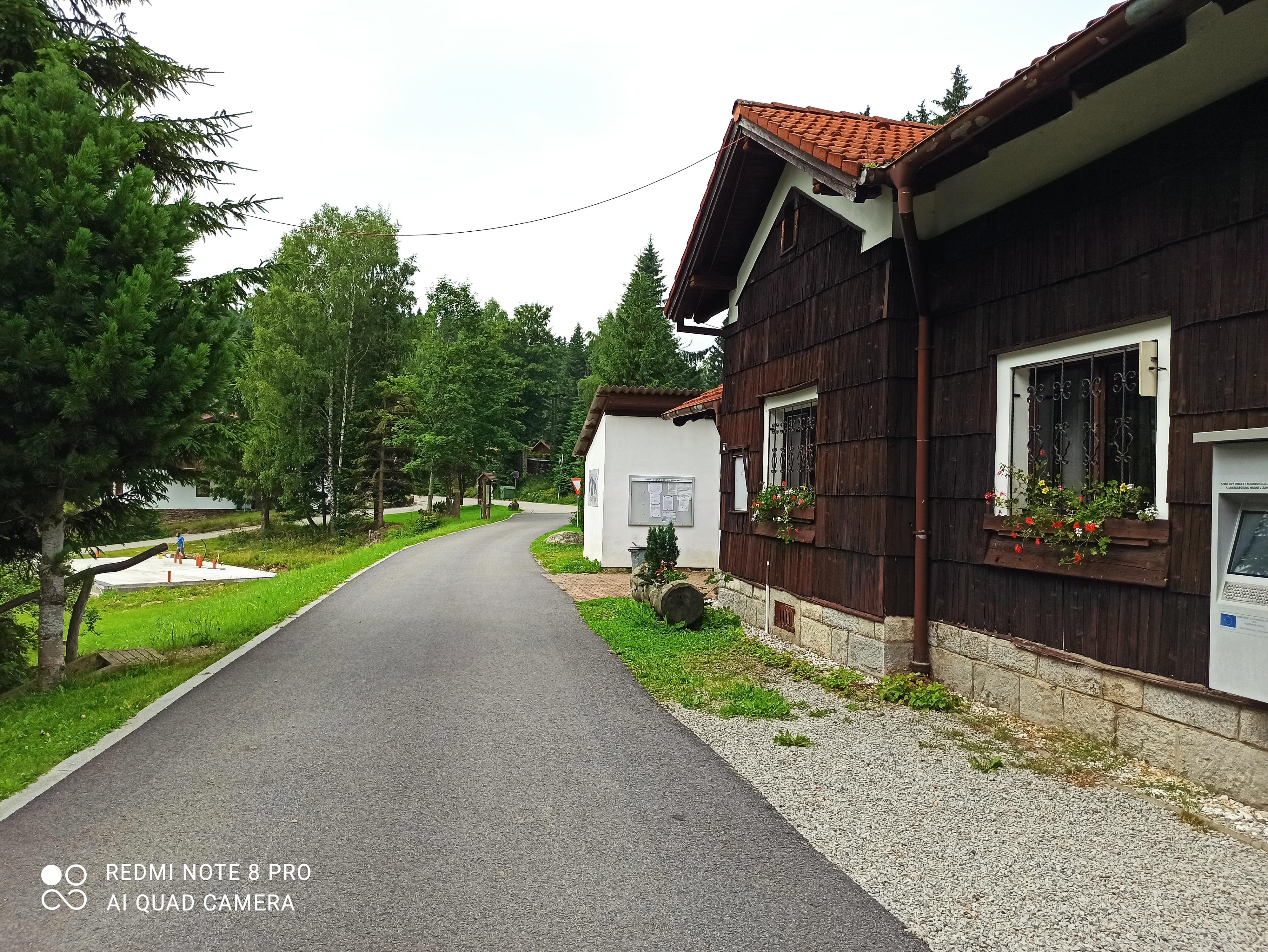 Kubova Huť - obecní úřad foto 3