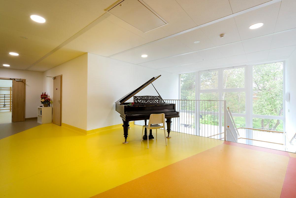 Základní škola a gymnázium Navis foto 4