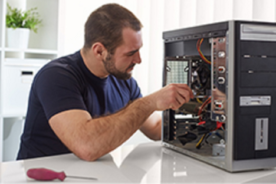 Servis a opravy počítačů