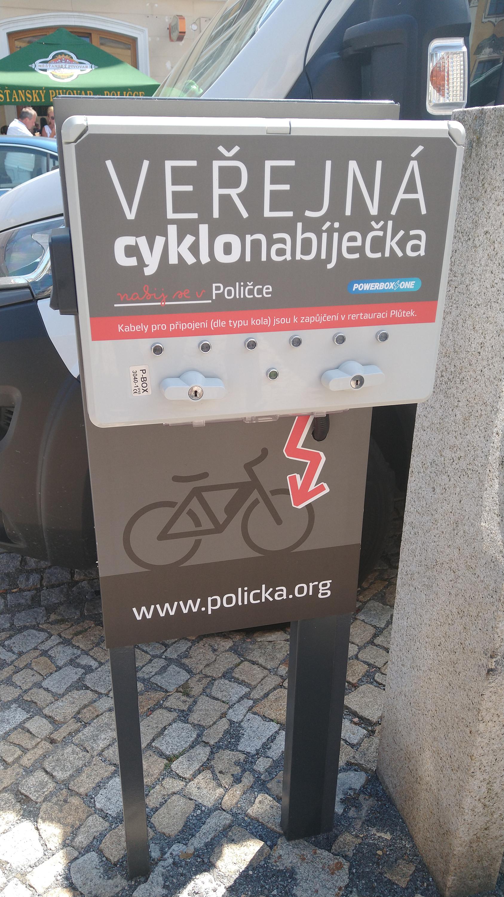 Nabíjecí stanice Město Polička foto 2
