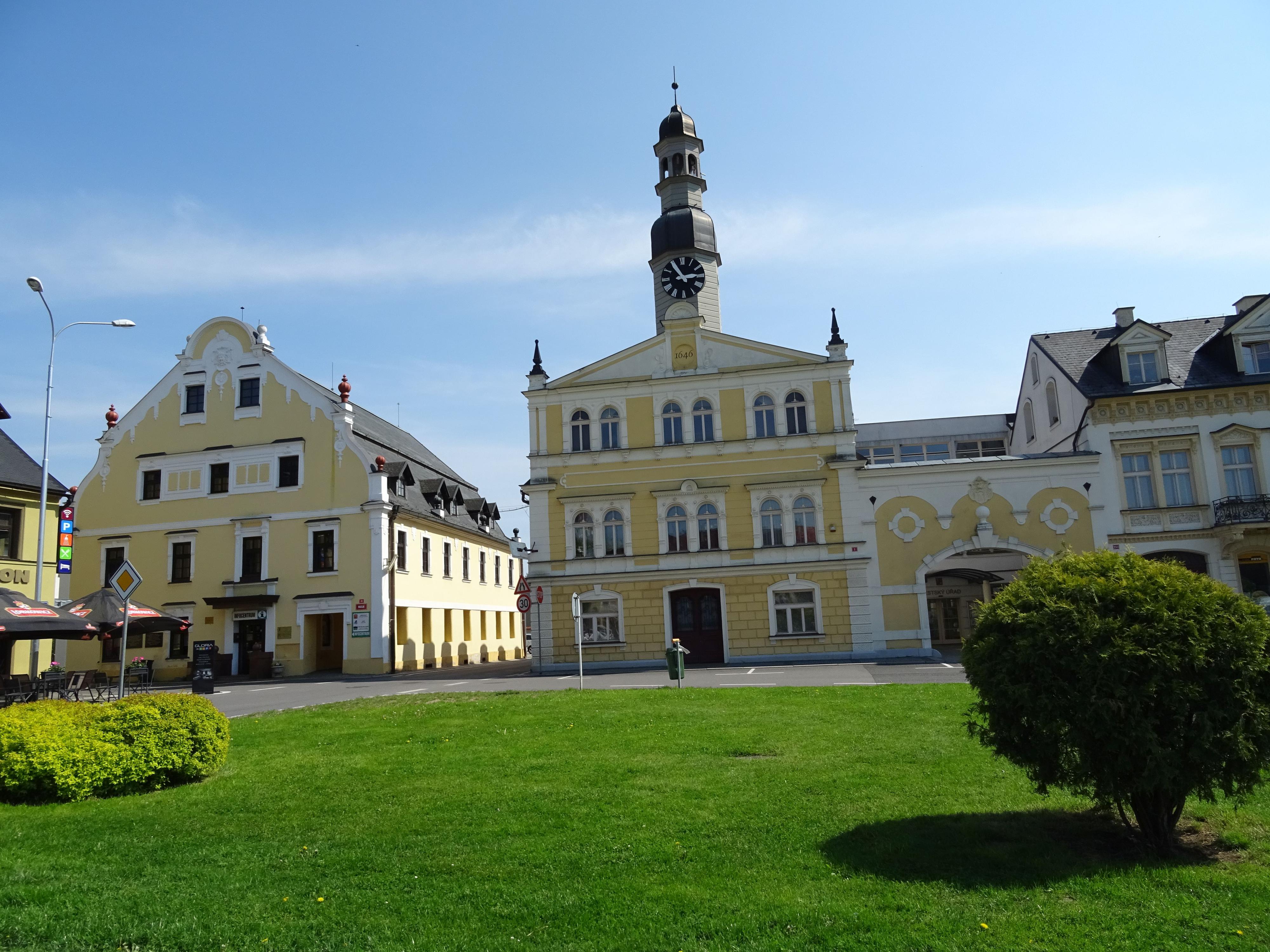Chrastava - městský úřad foto 6
