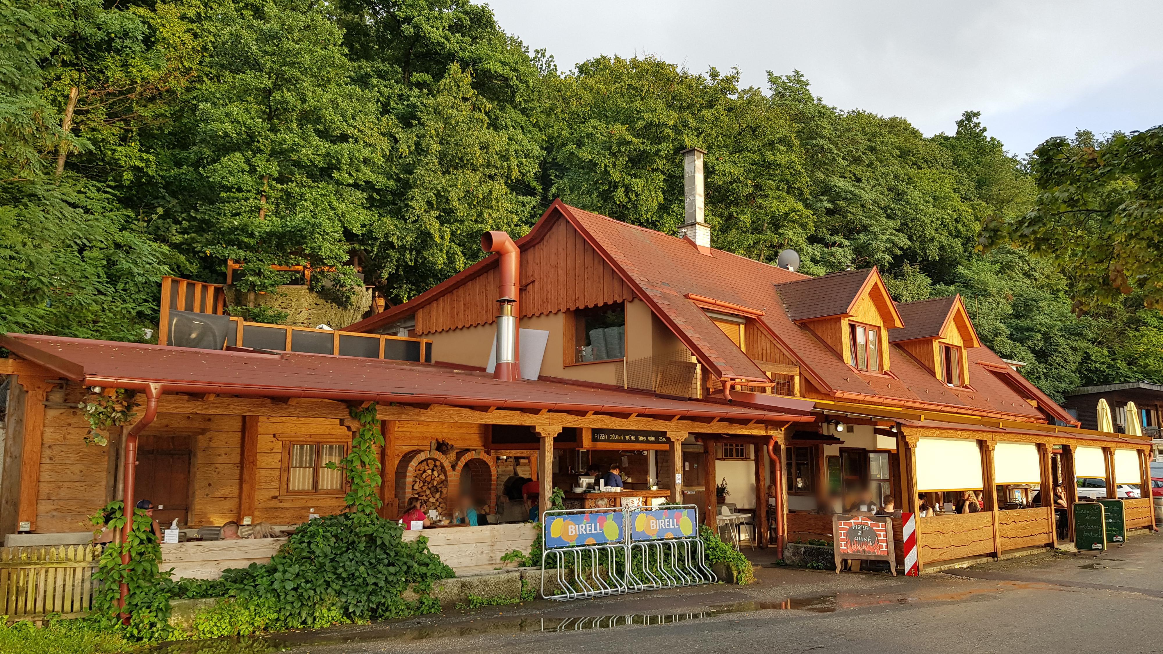 Restaurace U Vodnáře foto 3
