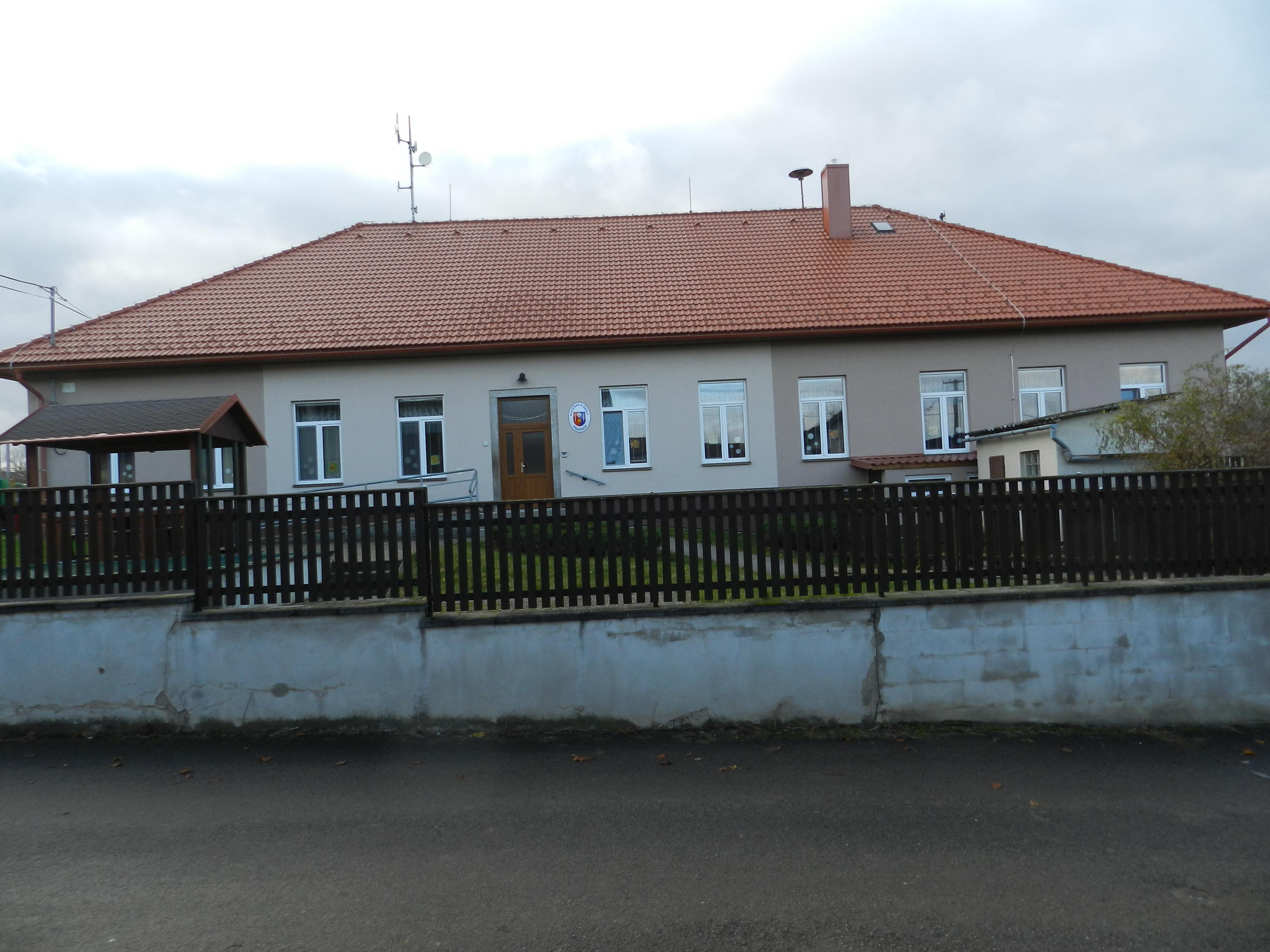 MŠ Poděšín foto 2