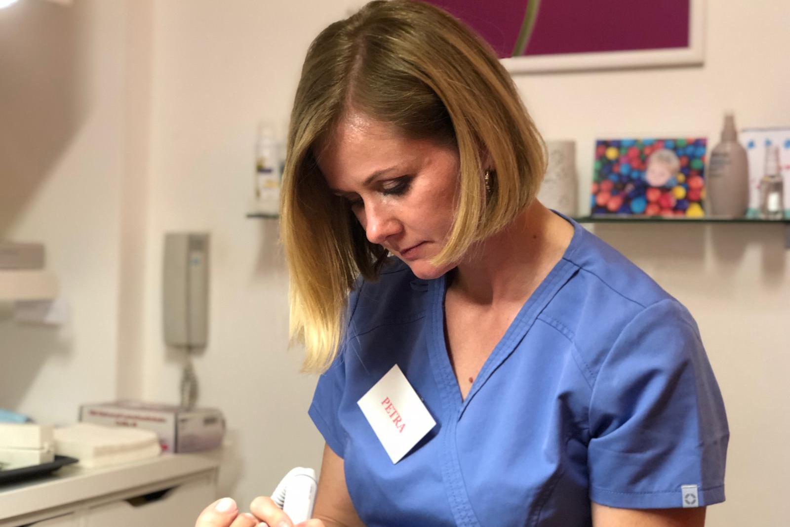 Přístrojová pedikúra - Petra Maršíčková