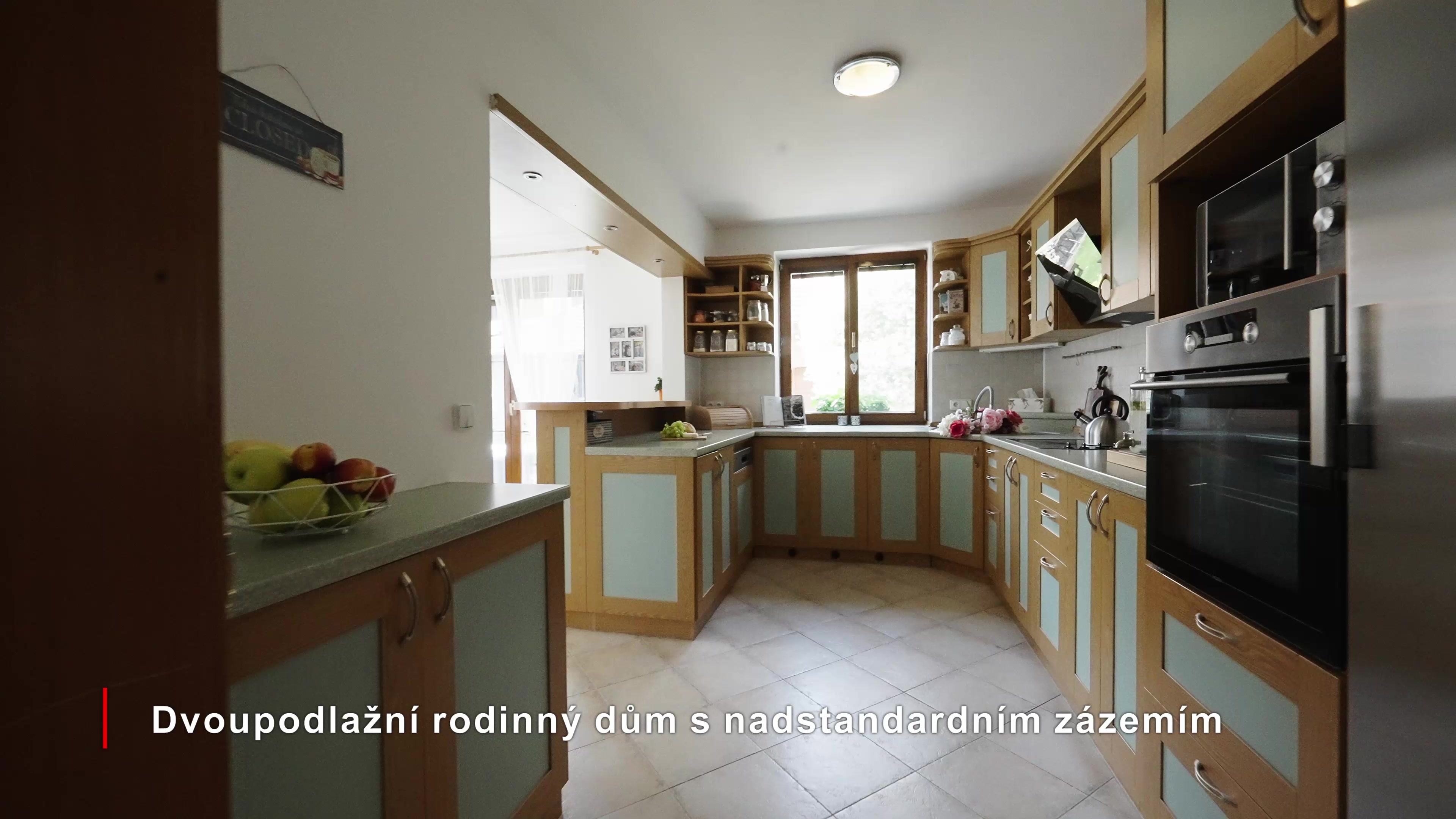 Honza Jelínek - realitní expert foto 2 (náhled videa)