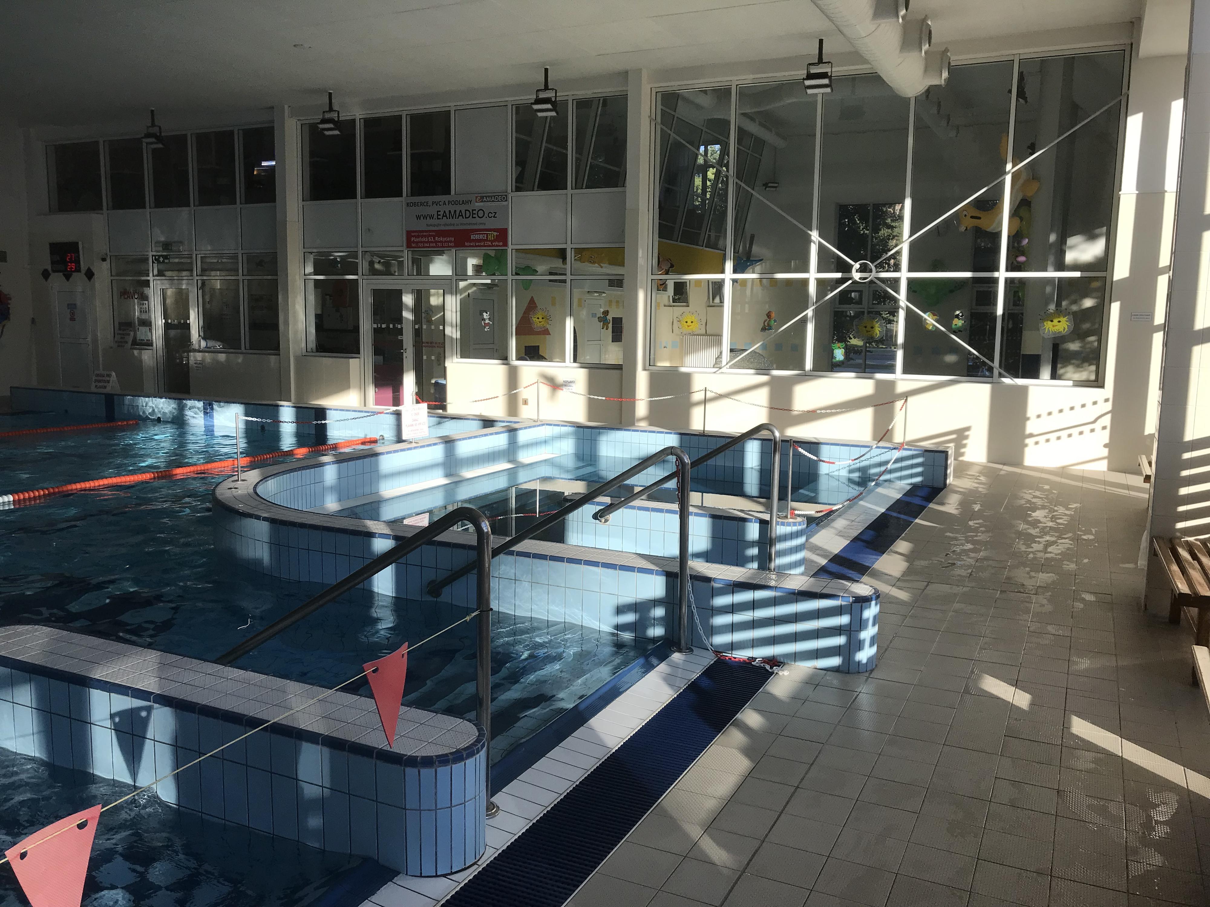 Plavecký areál Rokycany foto 3