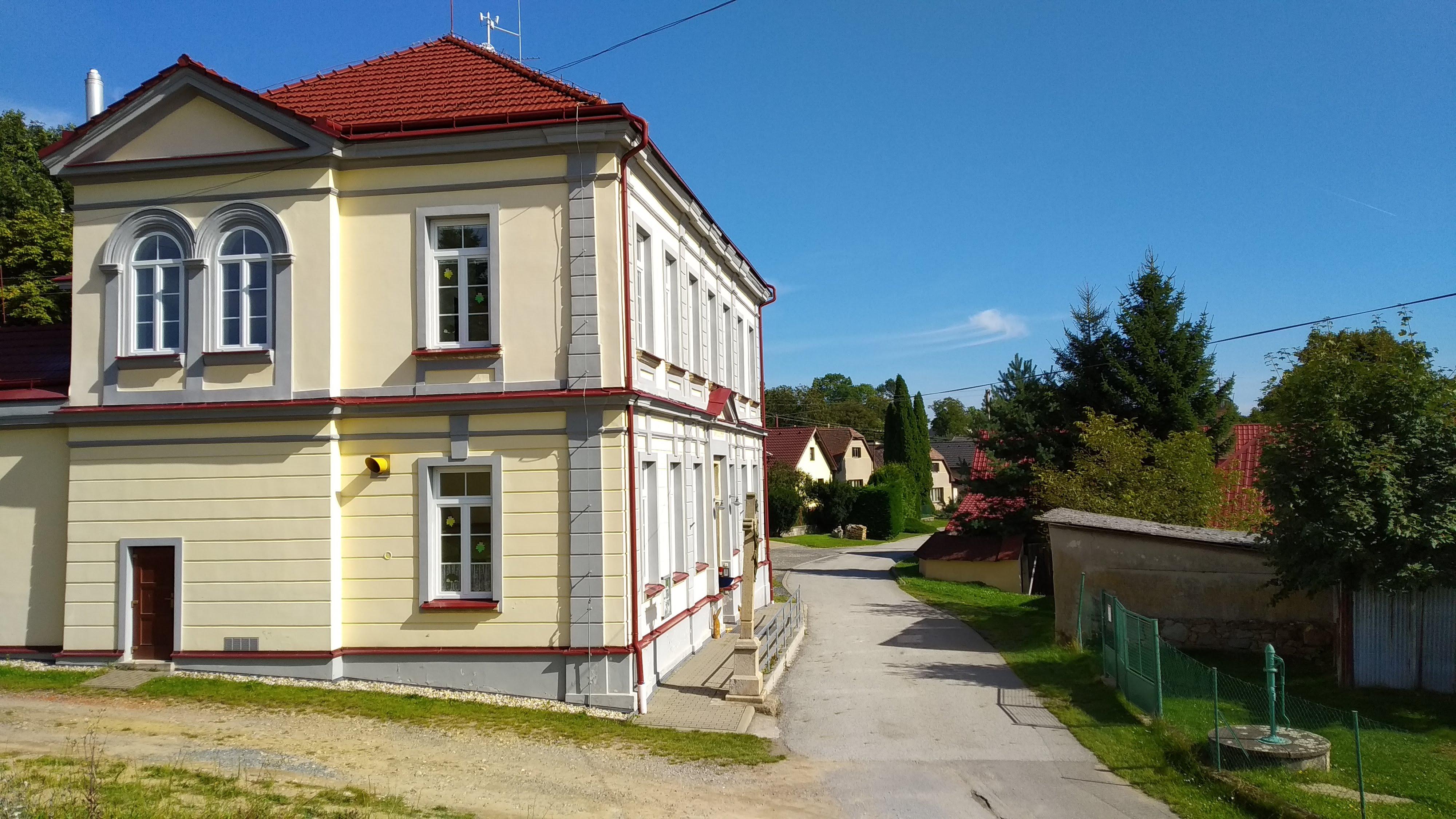 ZŠ a MŠ Sázavka foto 2