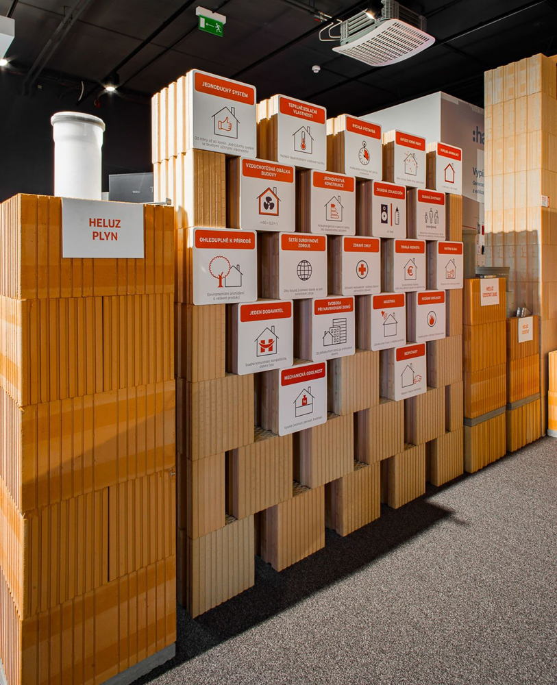 Centrum hrubé výstavby Heluz foto 2