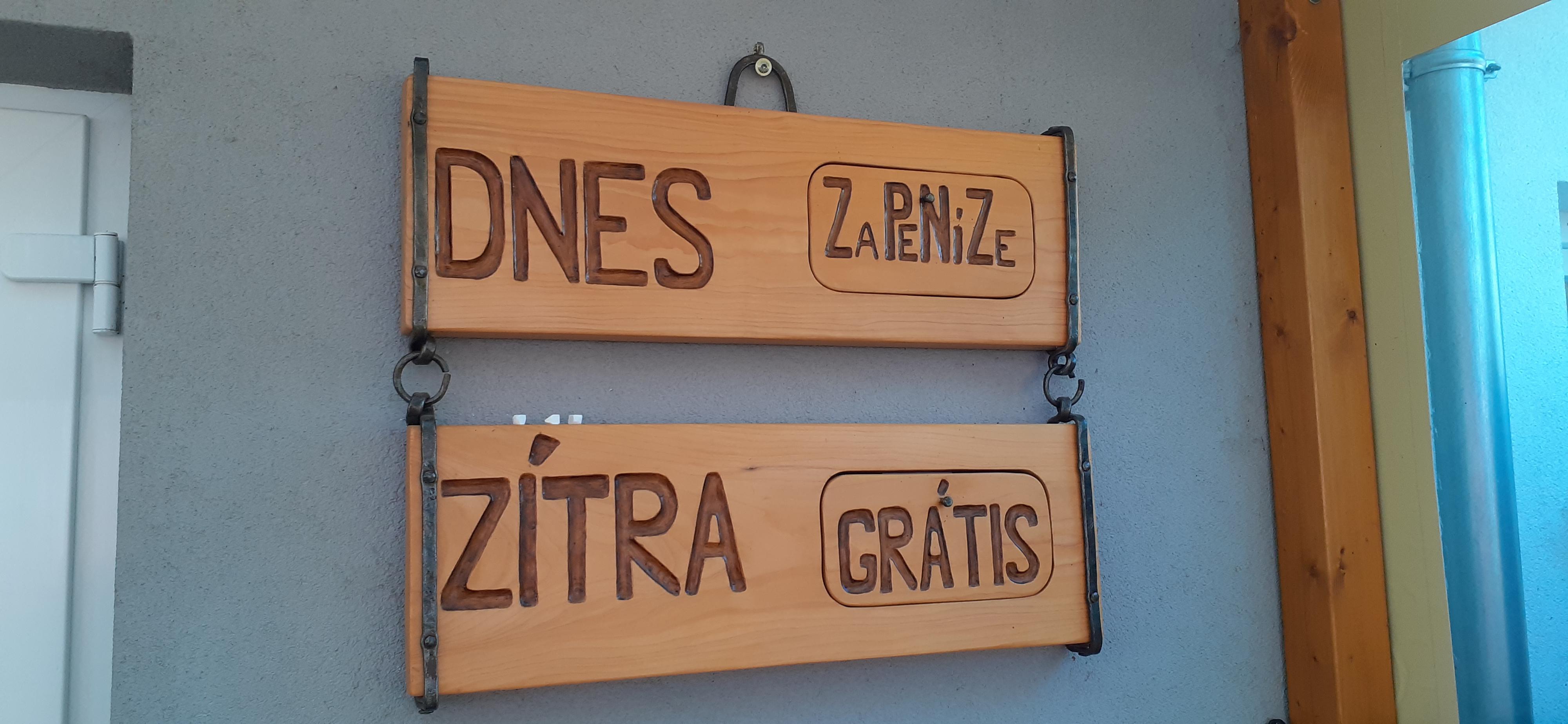 Restaurace Grátis foto 3