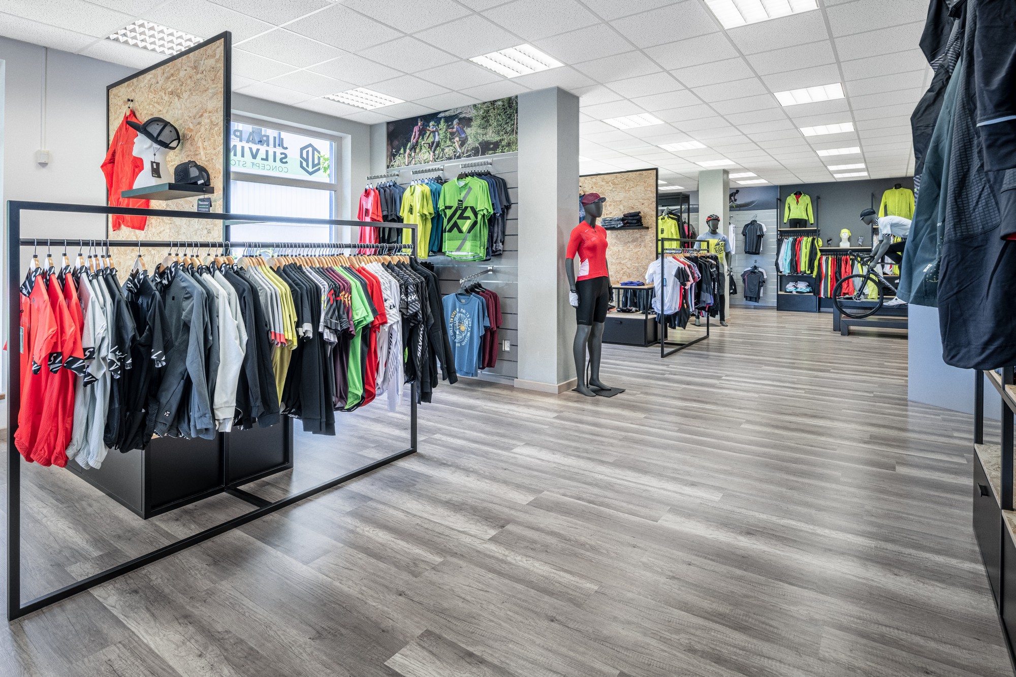 Jirapo Silvini Concept Store foto 4