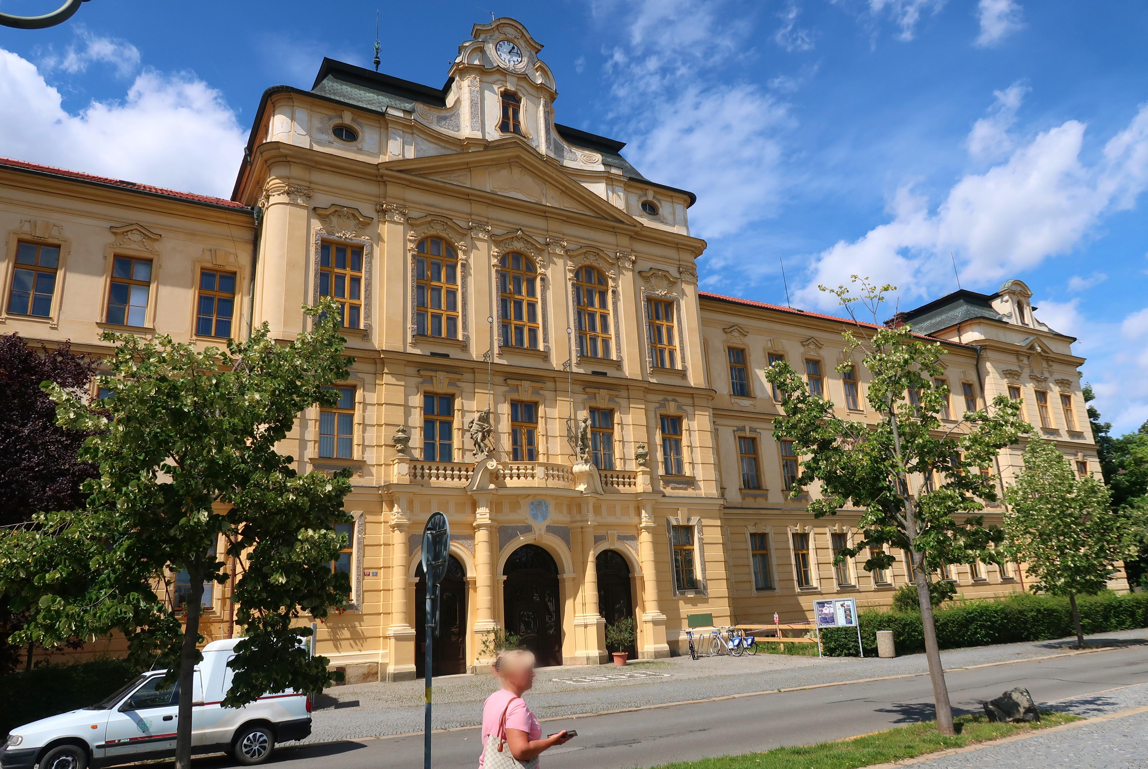 Gymnázium Dr. Josefa Pekaře, Mladá Boleslav foto 4