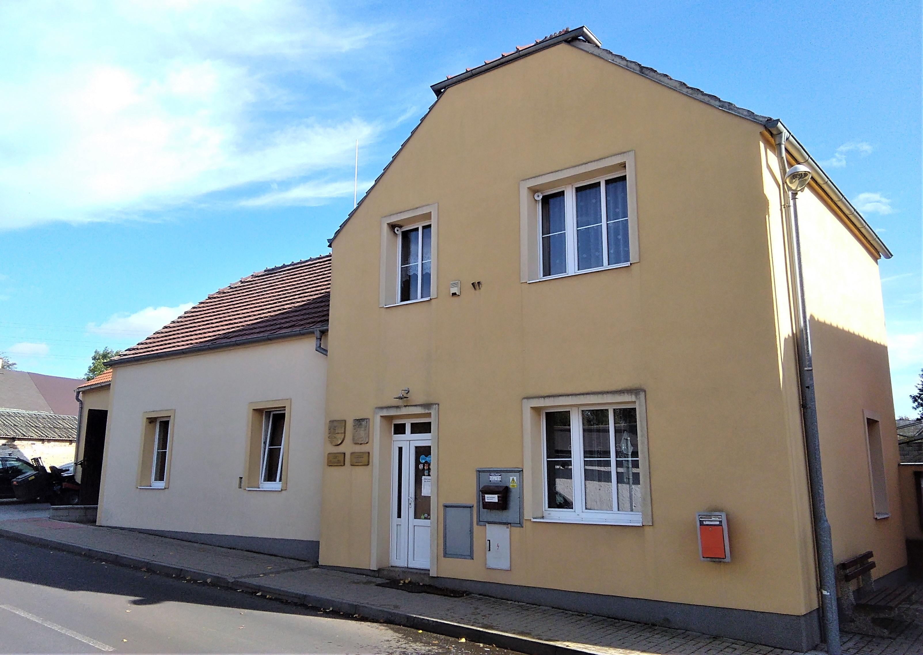 Zbrašín - obecní úřad