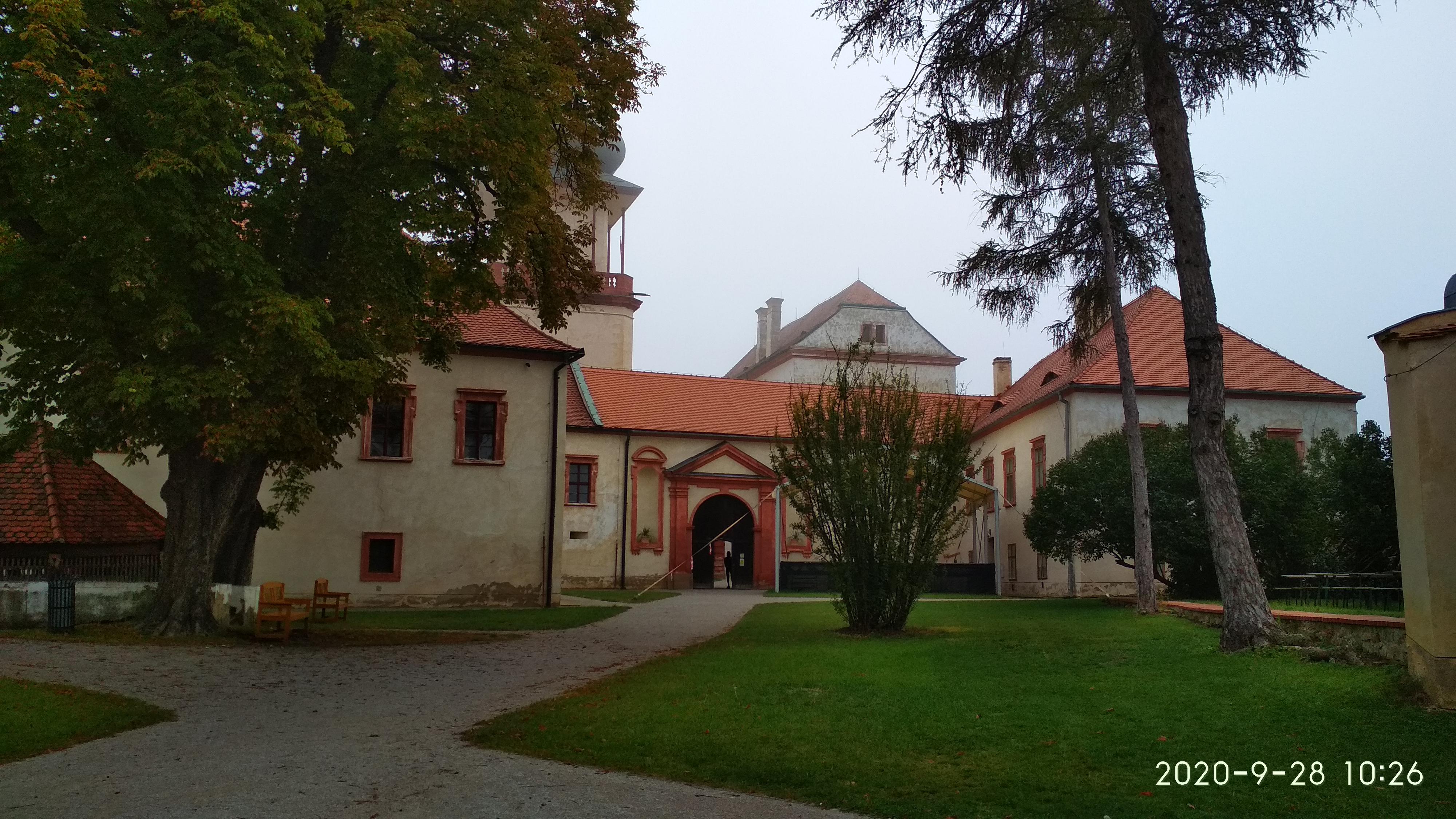 Občerstvení Zámek Nový Hrad foto 6