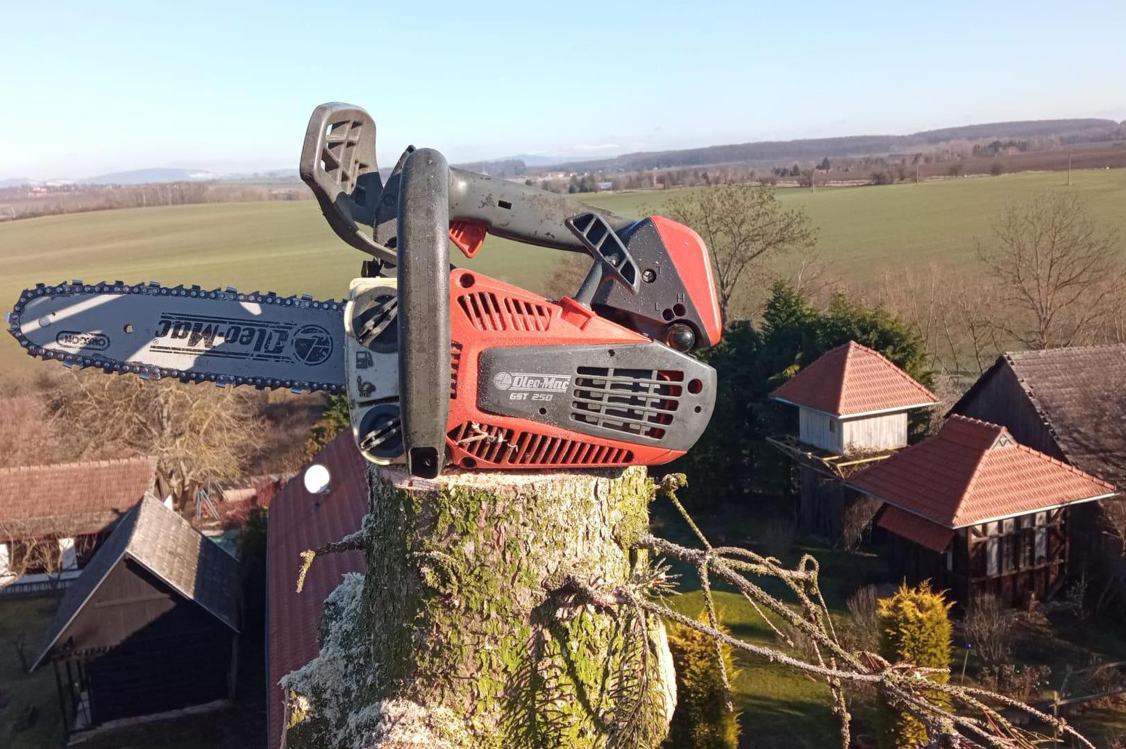 Výškové práce 82