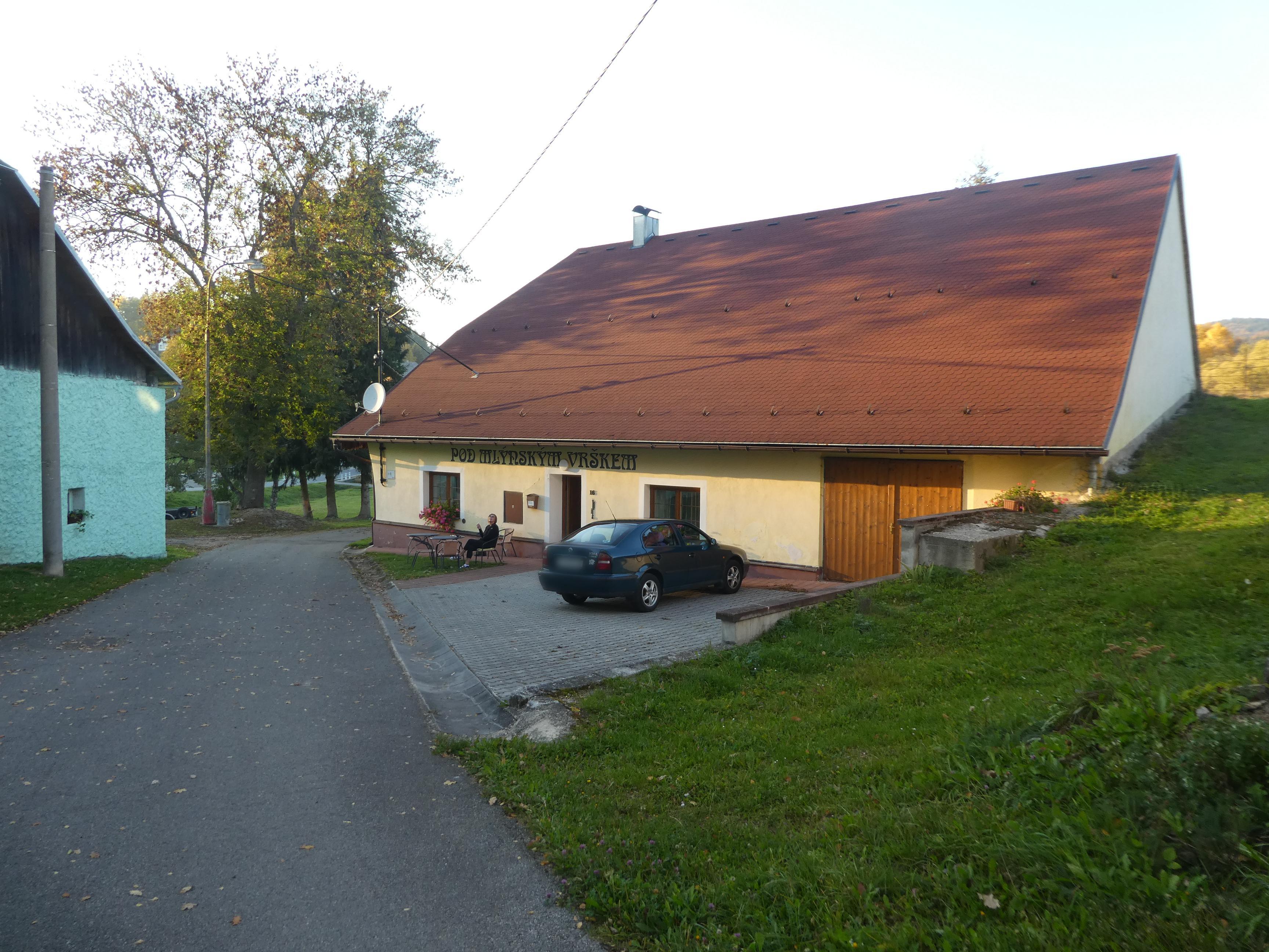 Pod Mlýnským vrškem foto 2