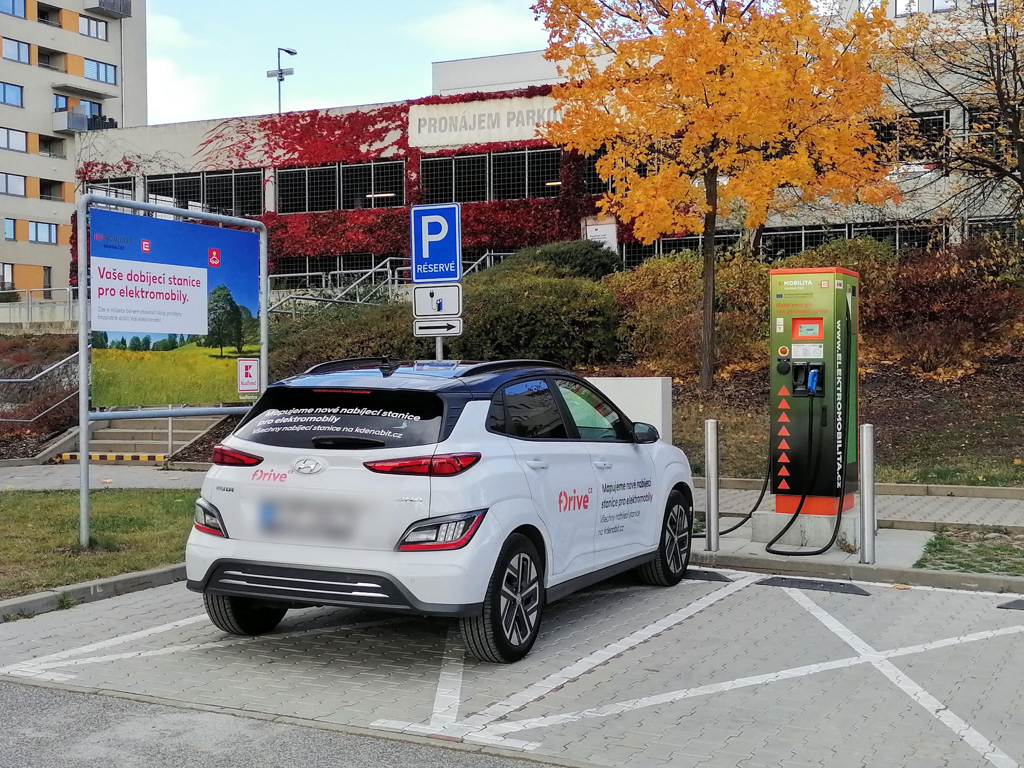 Nabíjecí stanice ČEZ foto 1