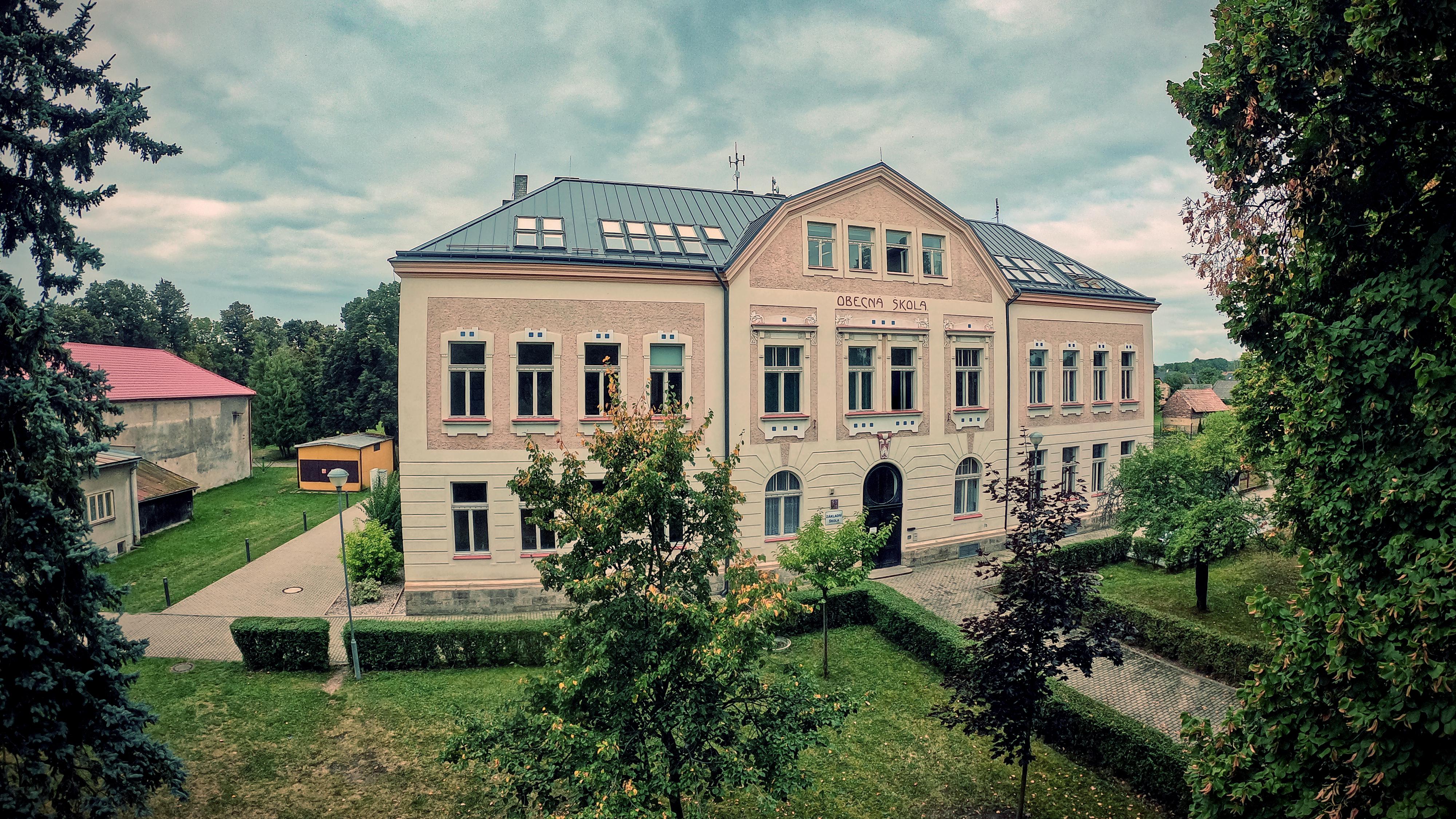 ZŠ Luštěnice foto 2