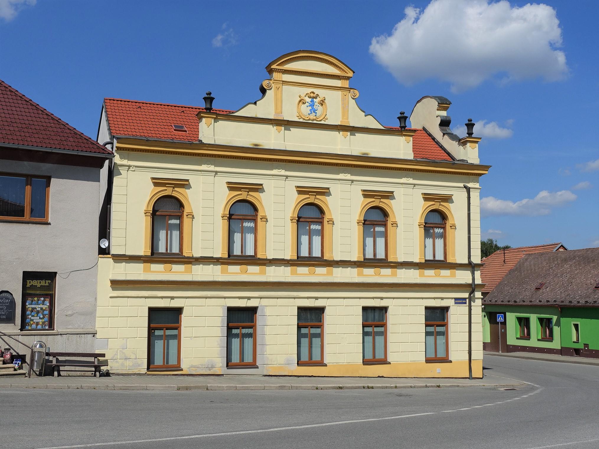Stařeč - úřad městyse foto 2