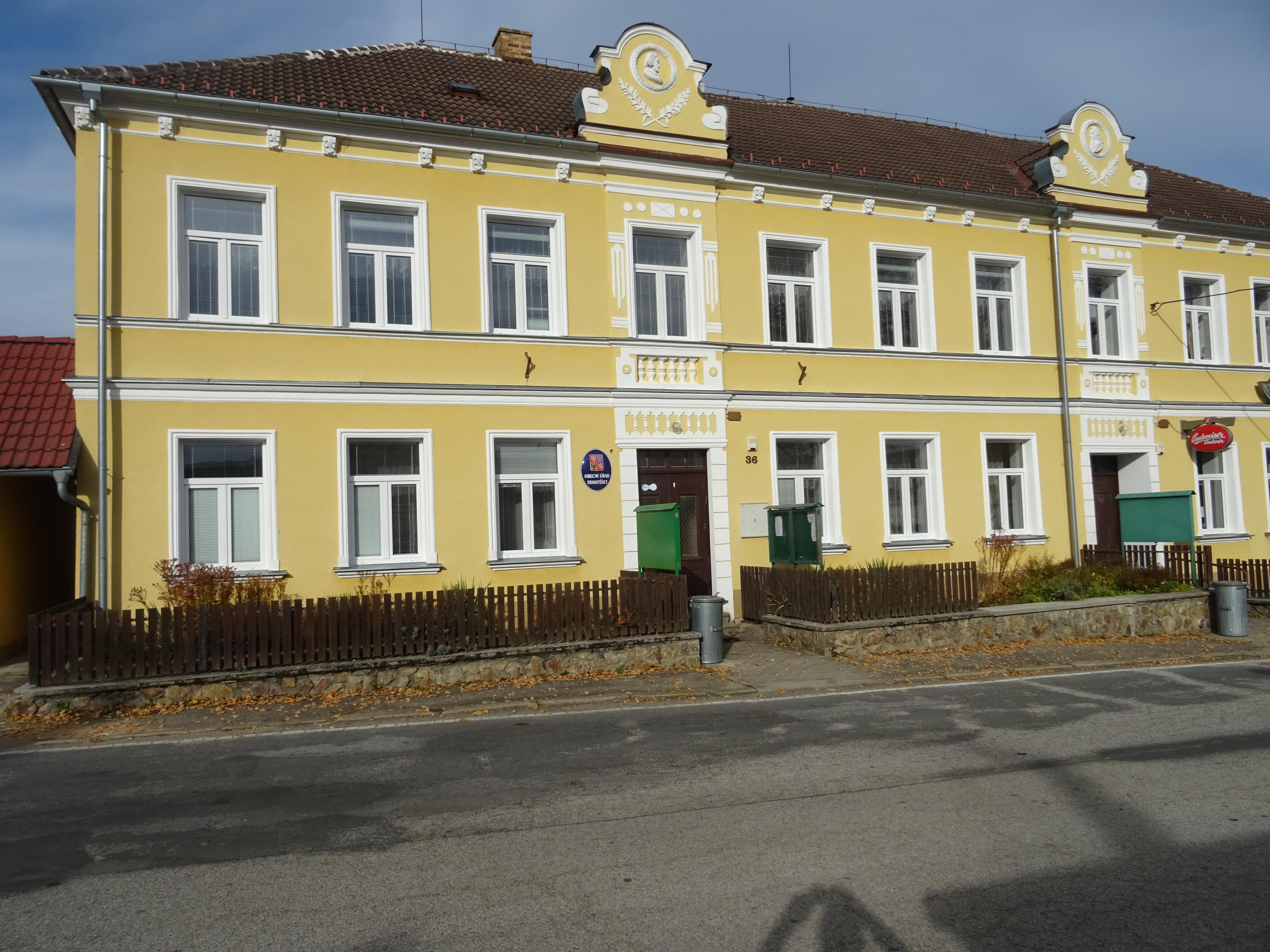 Drahotěšice - obecní úřad