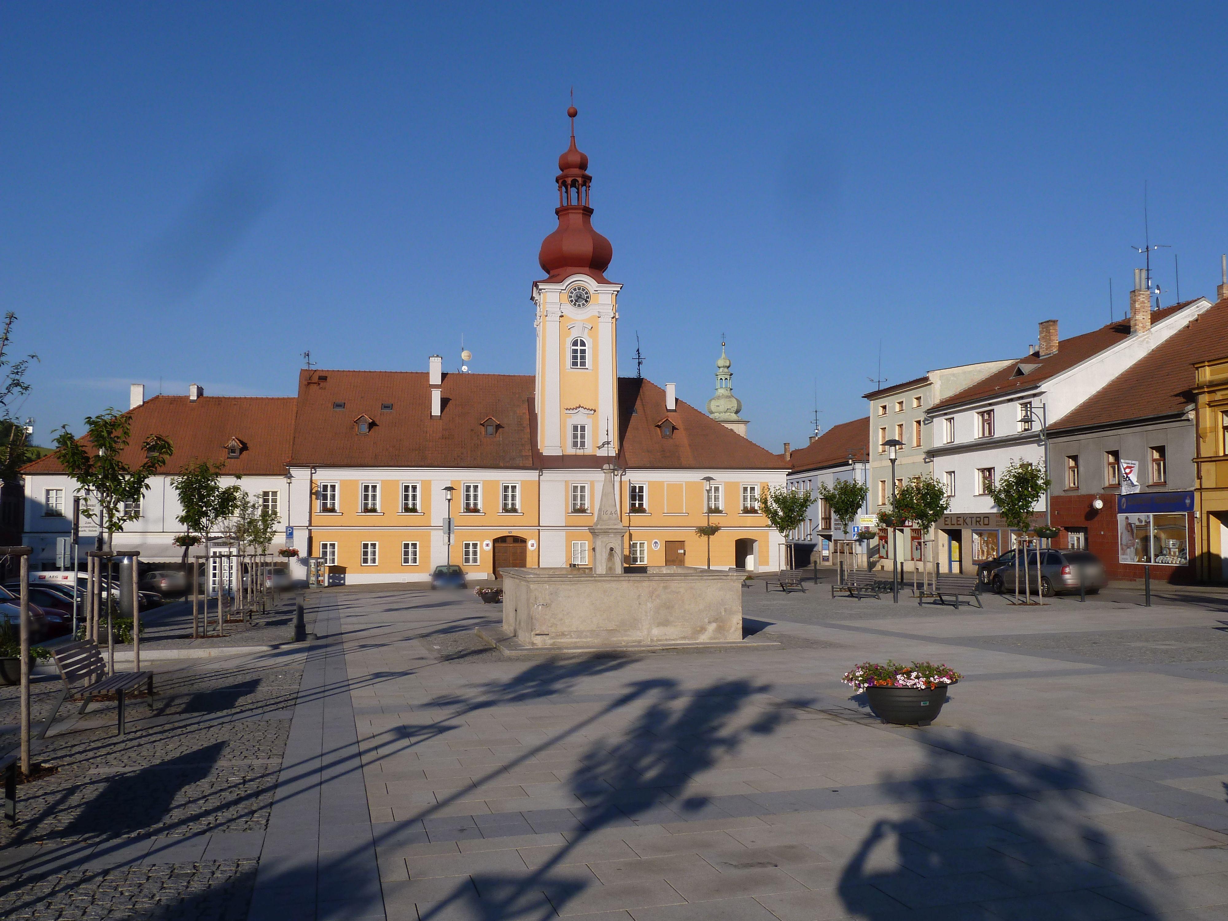 Kaplice - městský úřad foto 2