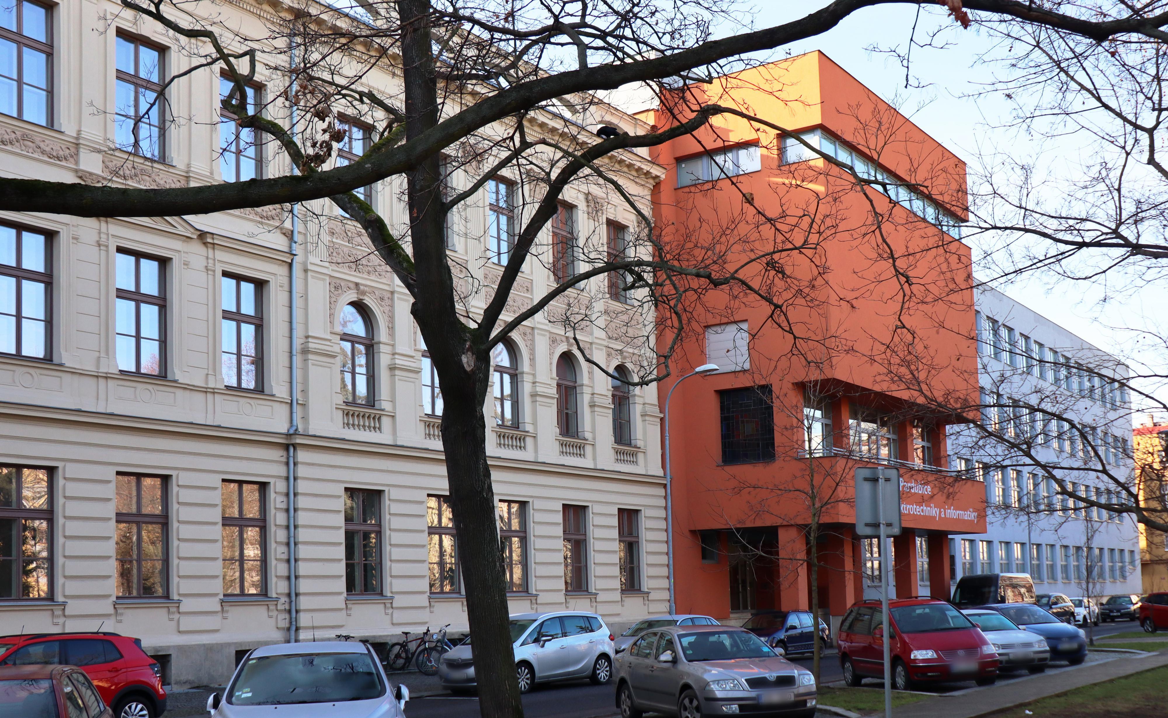Univerzita Pardubice - Fakulta elektrotechniky a informatiky foto 6