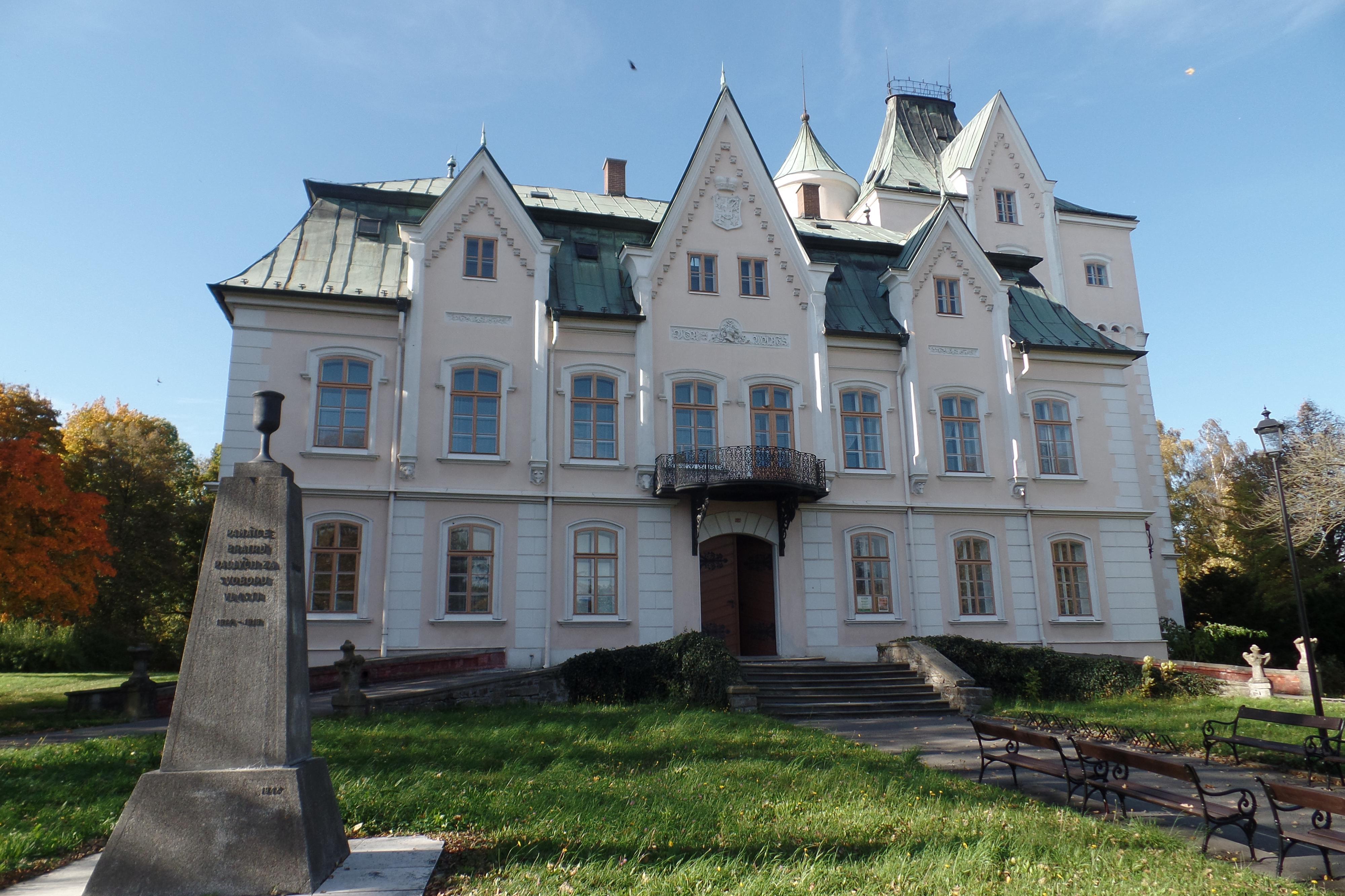 Městská knihovna Studénka - zámek foto 3