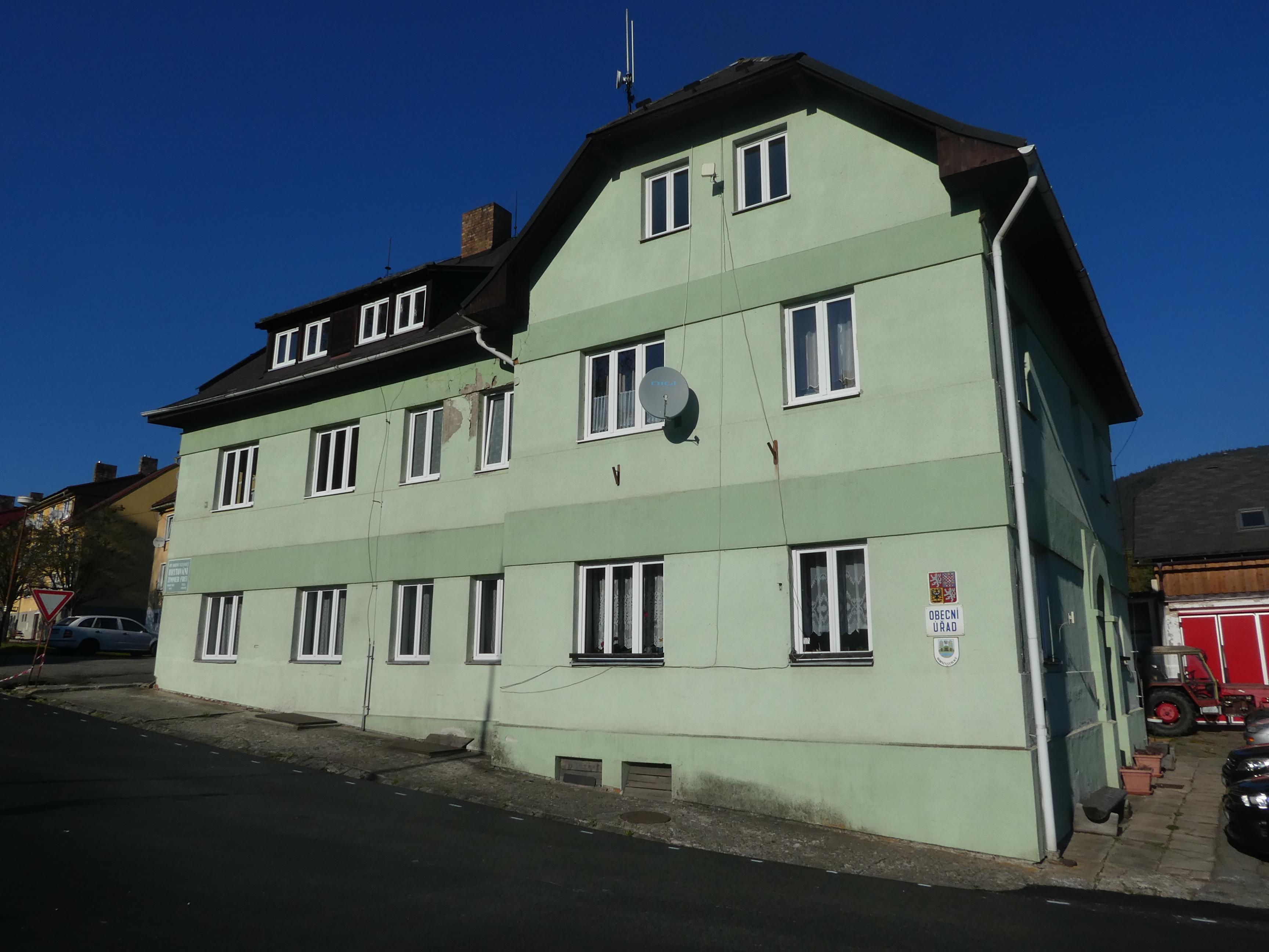 Horní Vltavice - obecní úřad foto 2